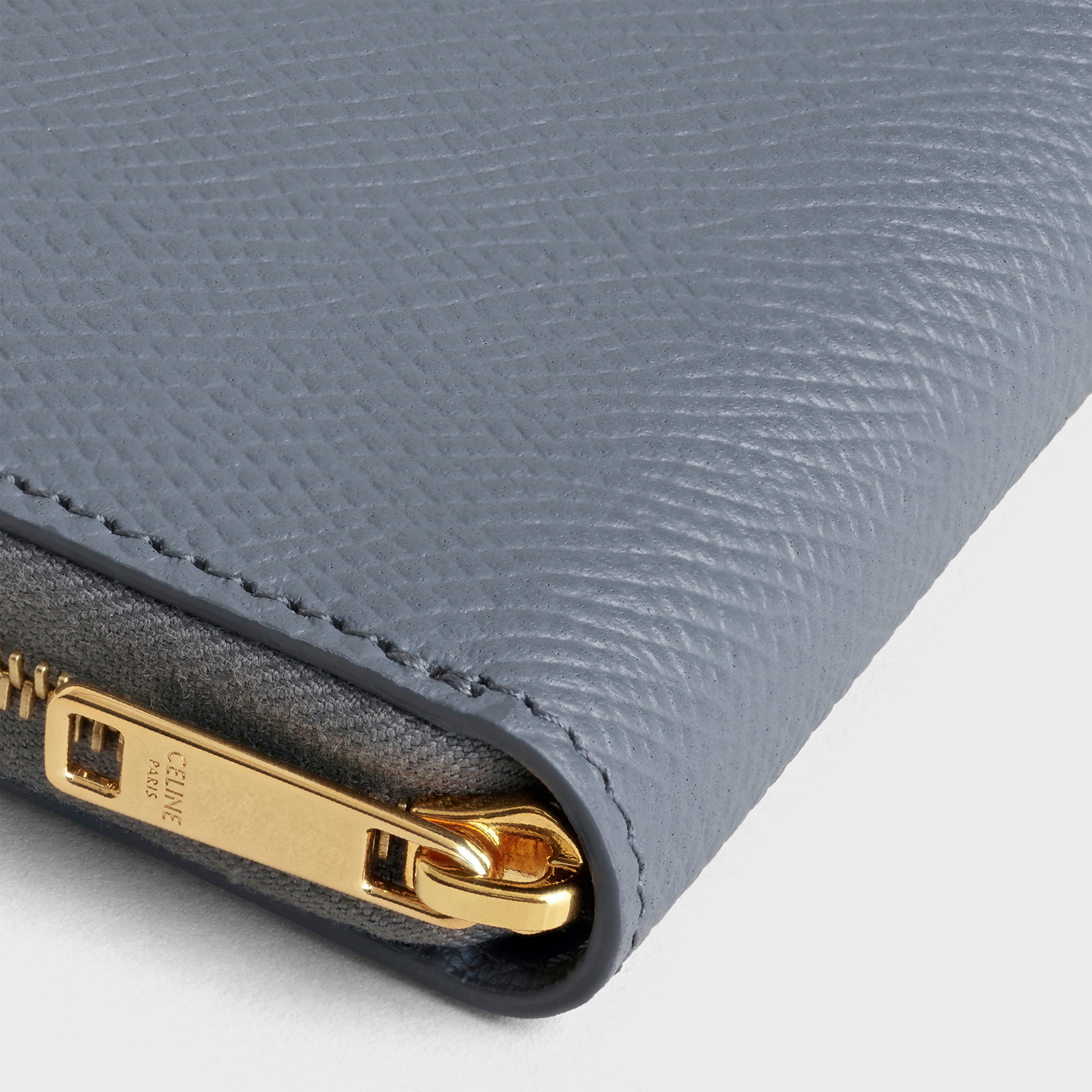 LARGE ZIPPED WALLET IN GRAINED CALFSKIN - 5