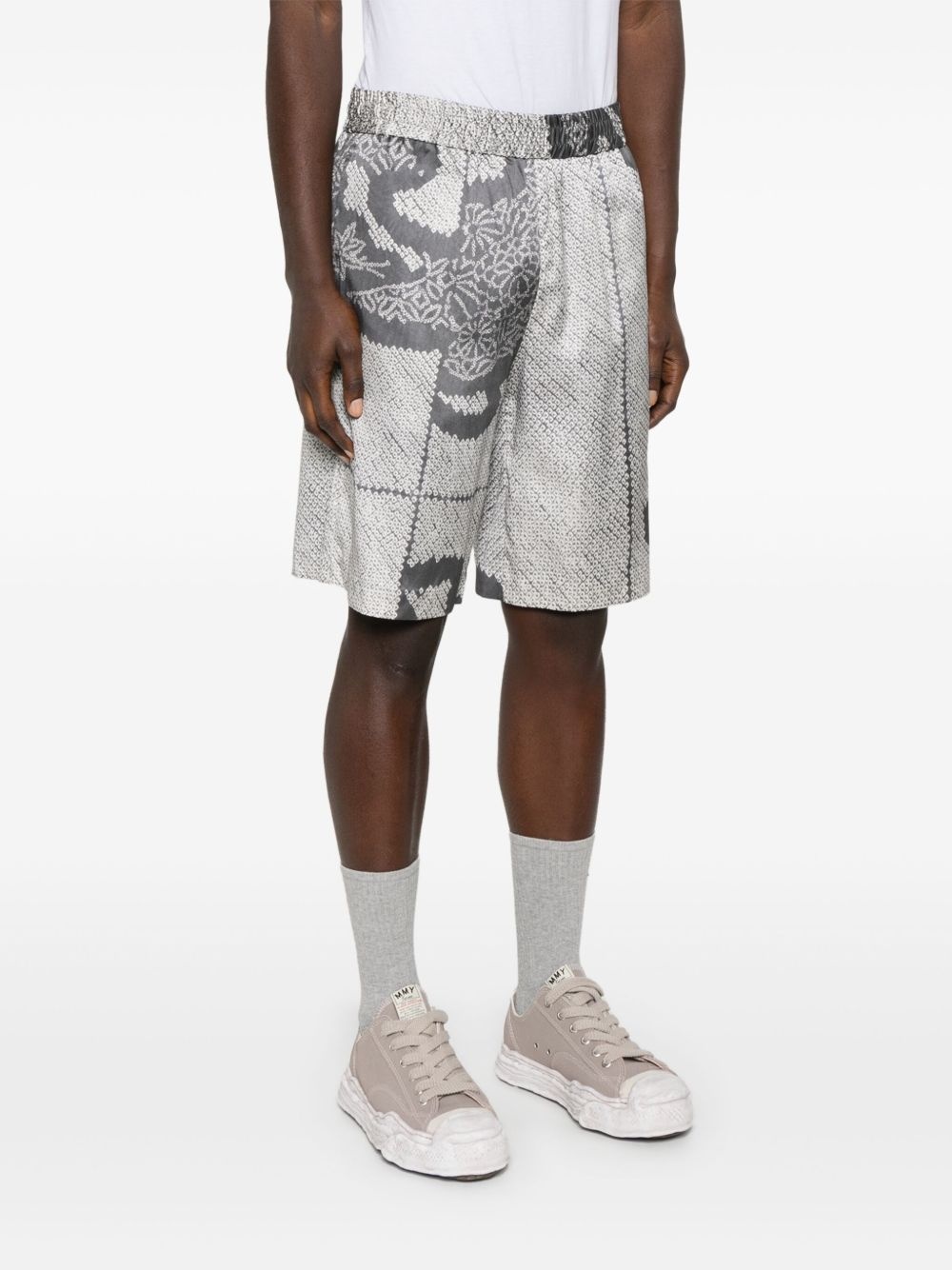 graphic-print shorts - 3