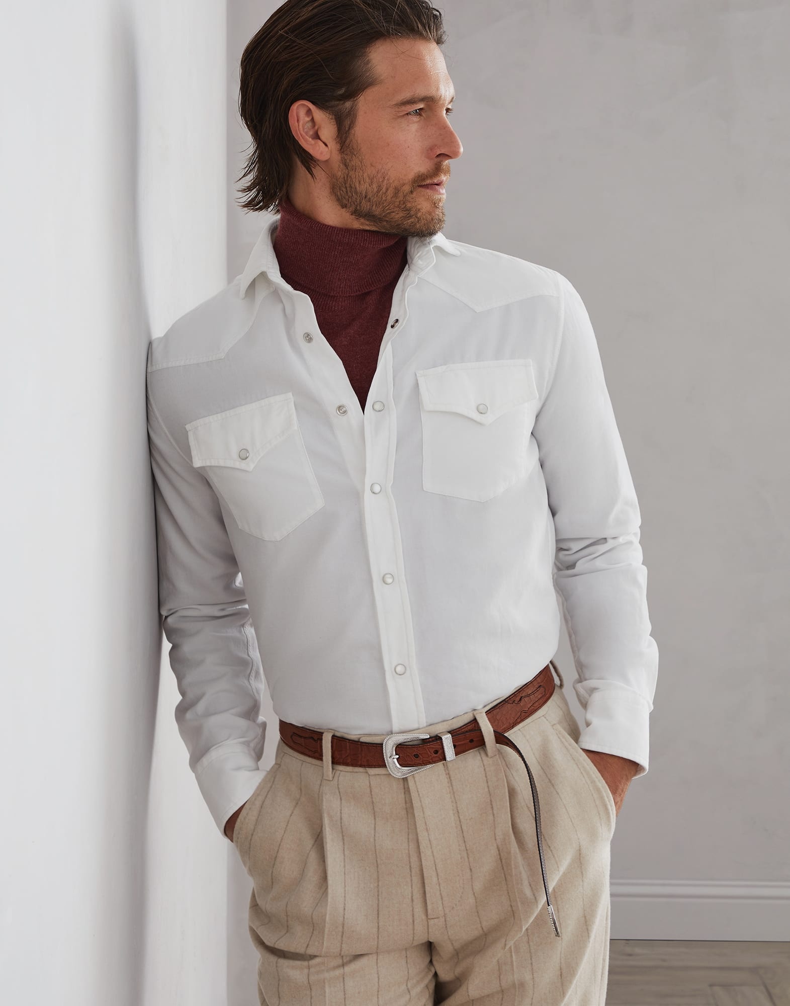 Garment-dyed easy fit western shirt in narrow wale corduroy - 4