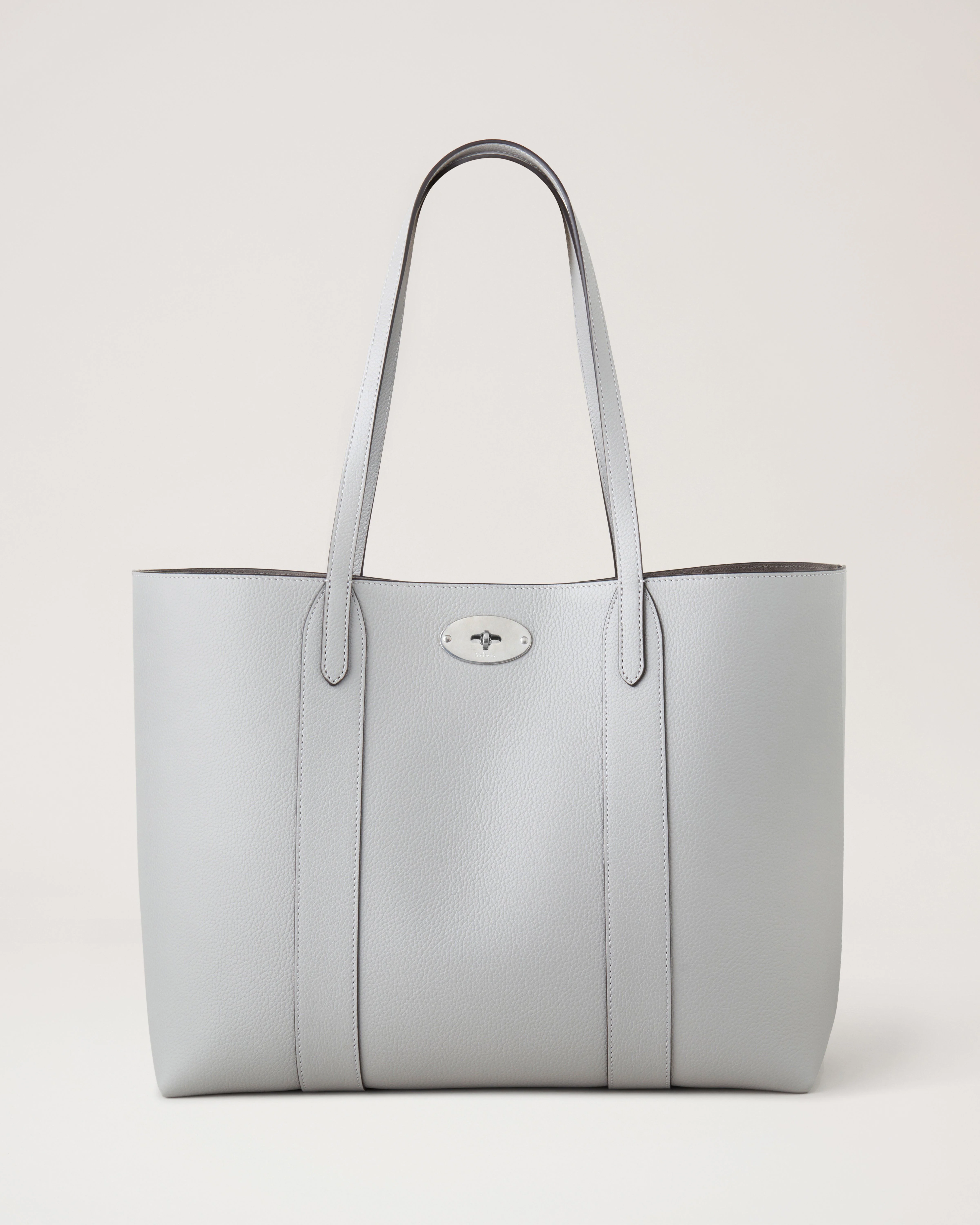 Bayswater Tote
Pale Grey Small Classic Grain - 1