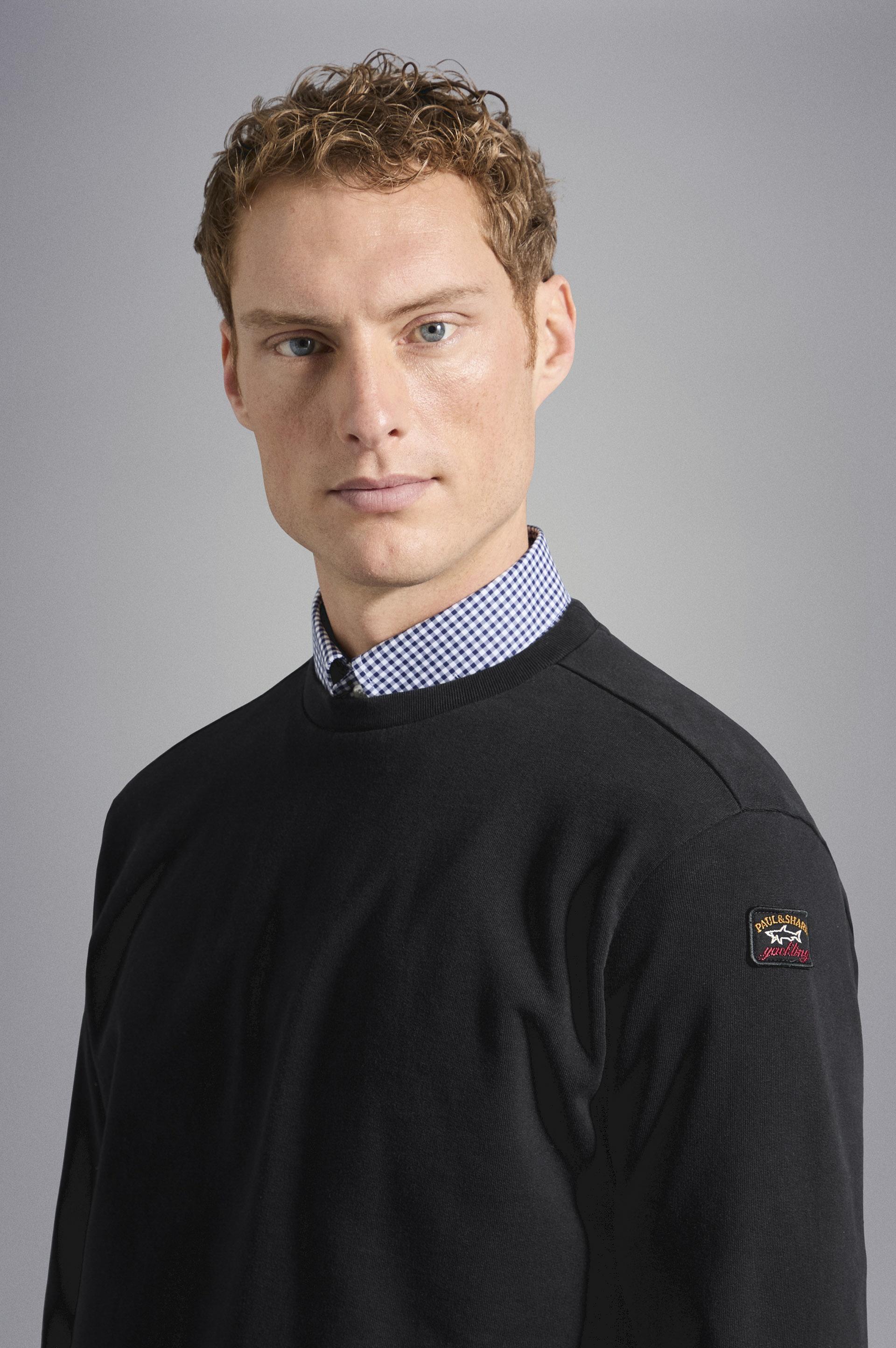 COTTON SWEATSHIRT WITH ICONIC BADGE - 4