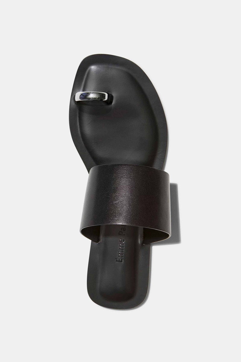 AGNES IN BLACK CALFSKIN 3