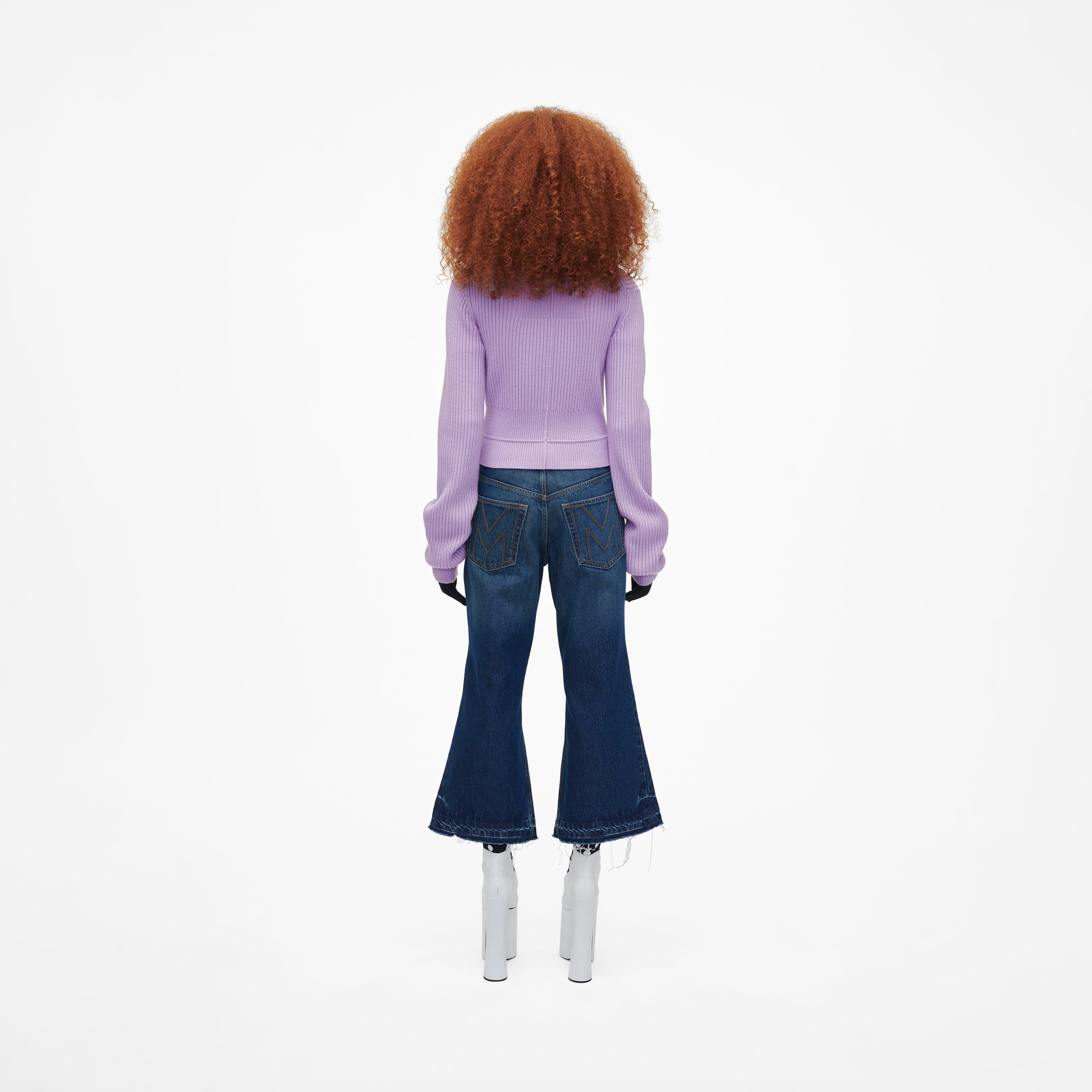 THE FLARED JEANS - 4