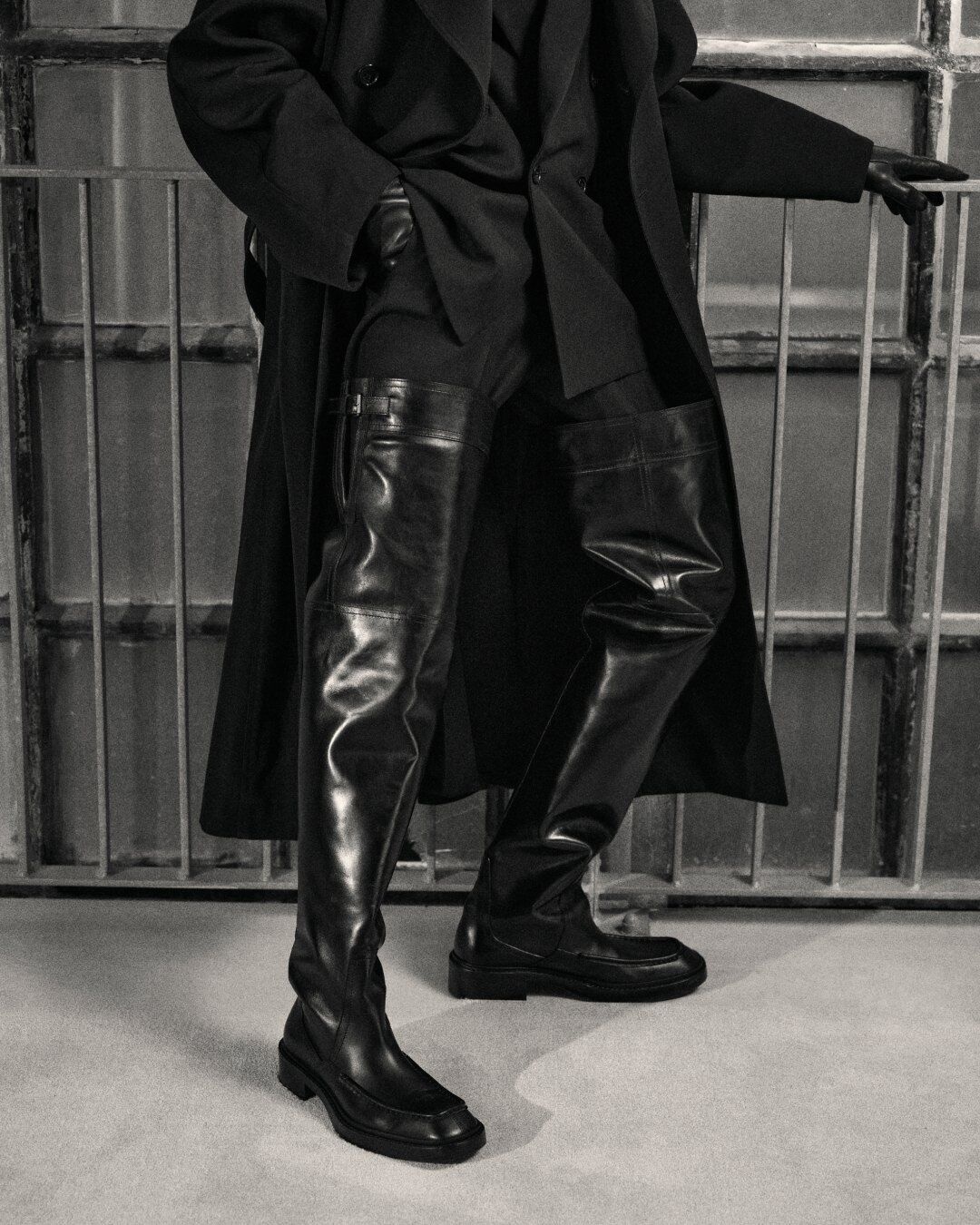 JOE OVER-THE-KNEE BOOTS IN SMOOTH LEATHER - 2