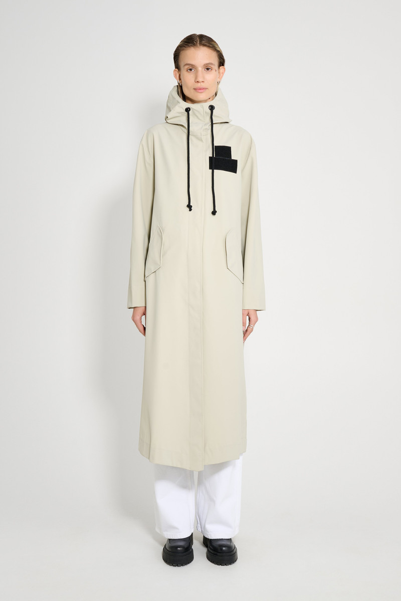 Chatham Matte Raincoat Pelican 1