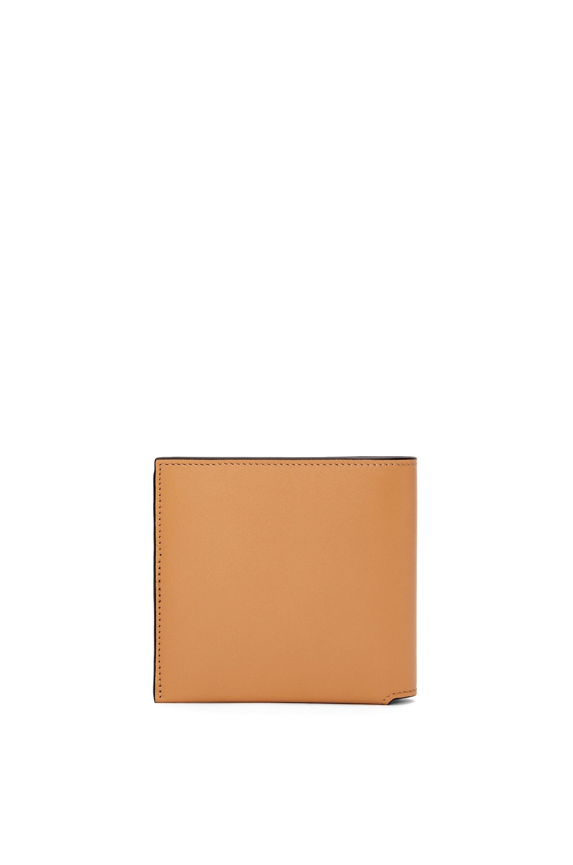 Bifold wallet in shiny nappa calfskin - 4