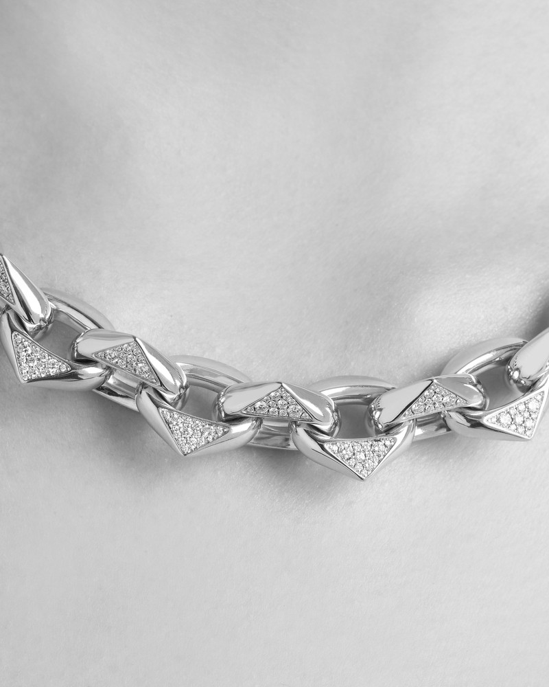 Eternal Gold chain necklace in white gold with pavé diamonds 5