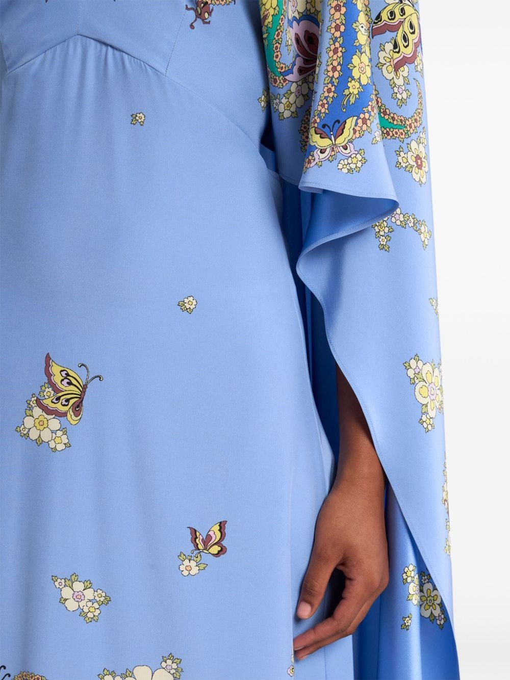cape gown - 4