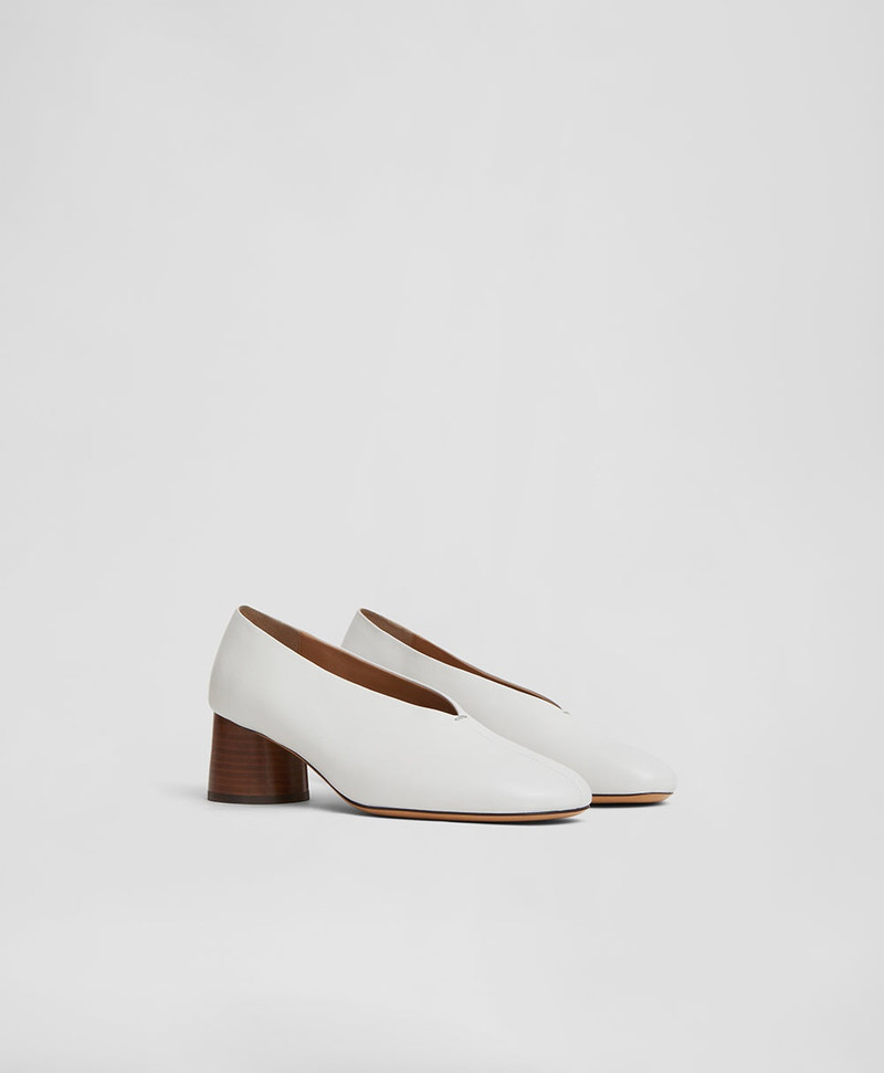 Mansur Gavriel GLOVE PUMP outlook