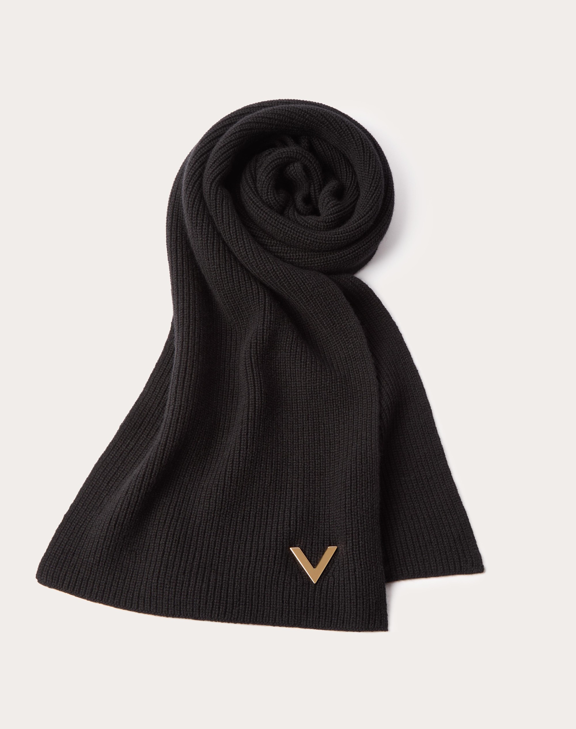 CASHMERE SCARF WITH METAL V APPLIQUÉ - 1