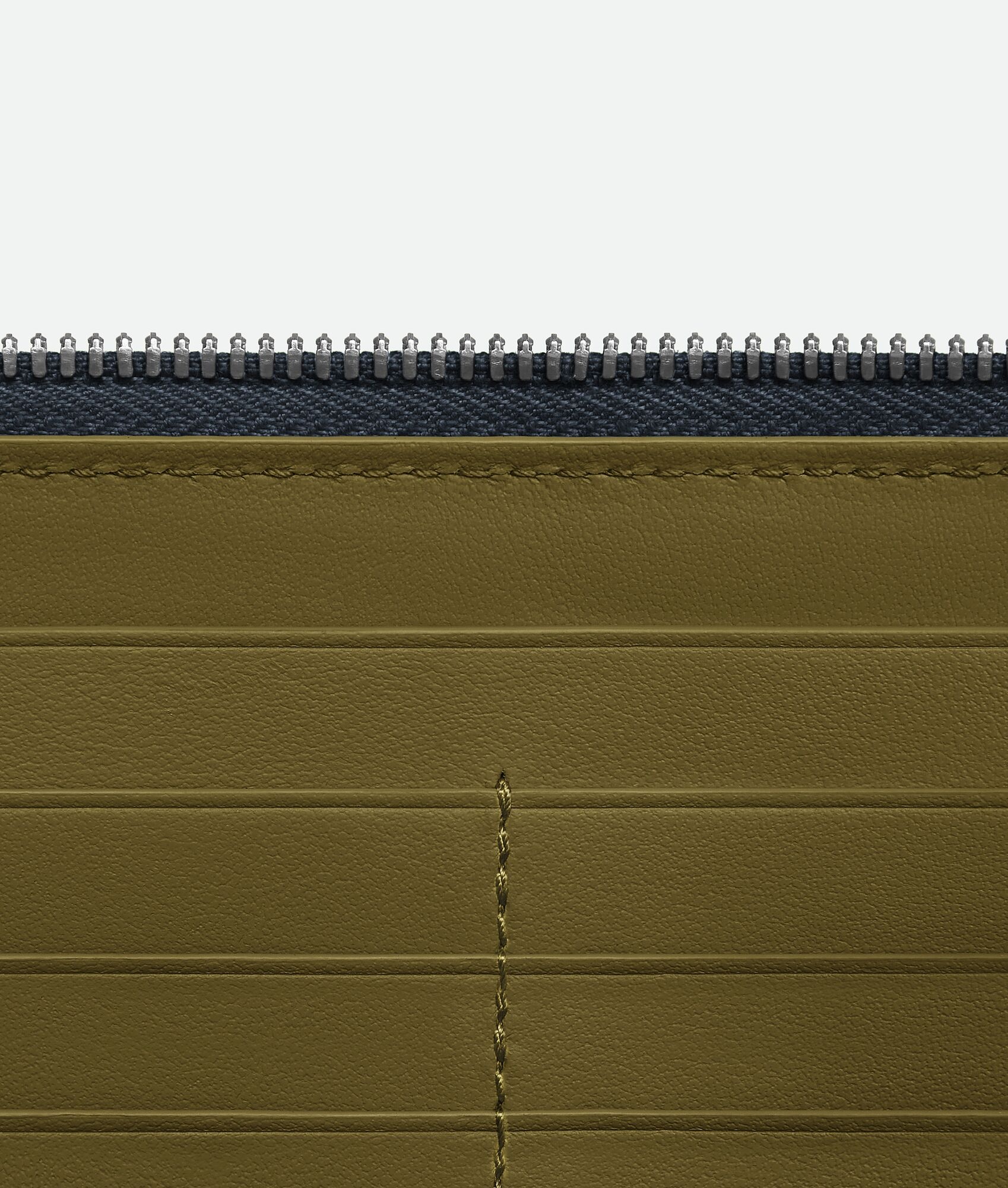 Intrecciato Zip Around Wallet - 3