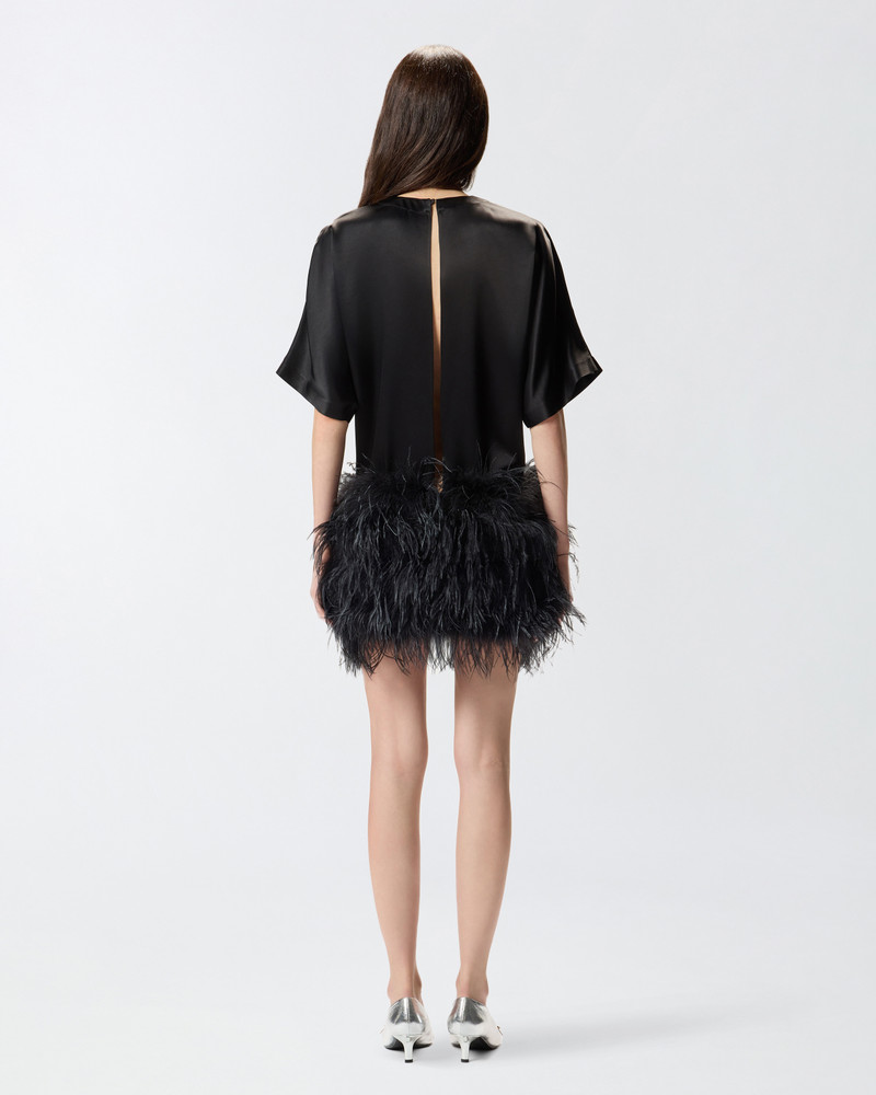 GLOSSY SATIN EVENING DRESS WITH FEATHERS 4
