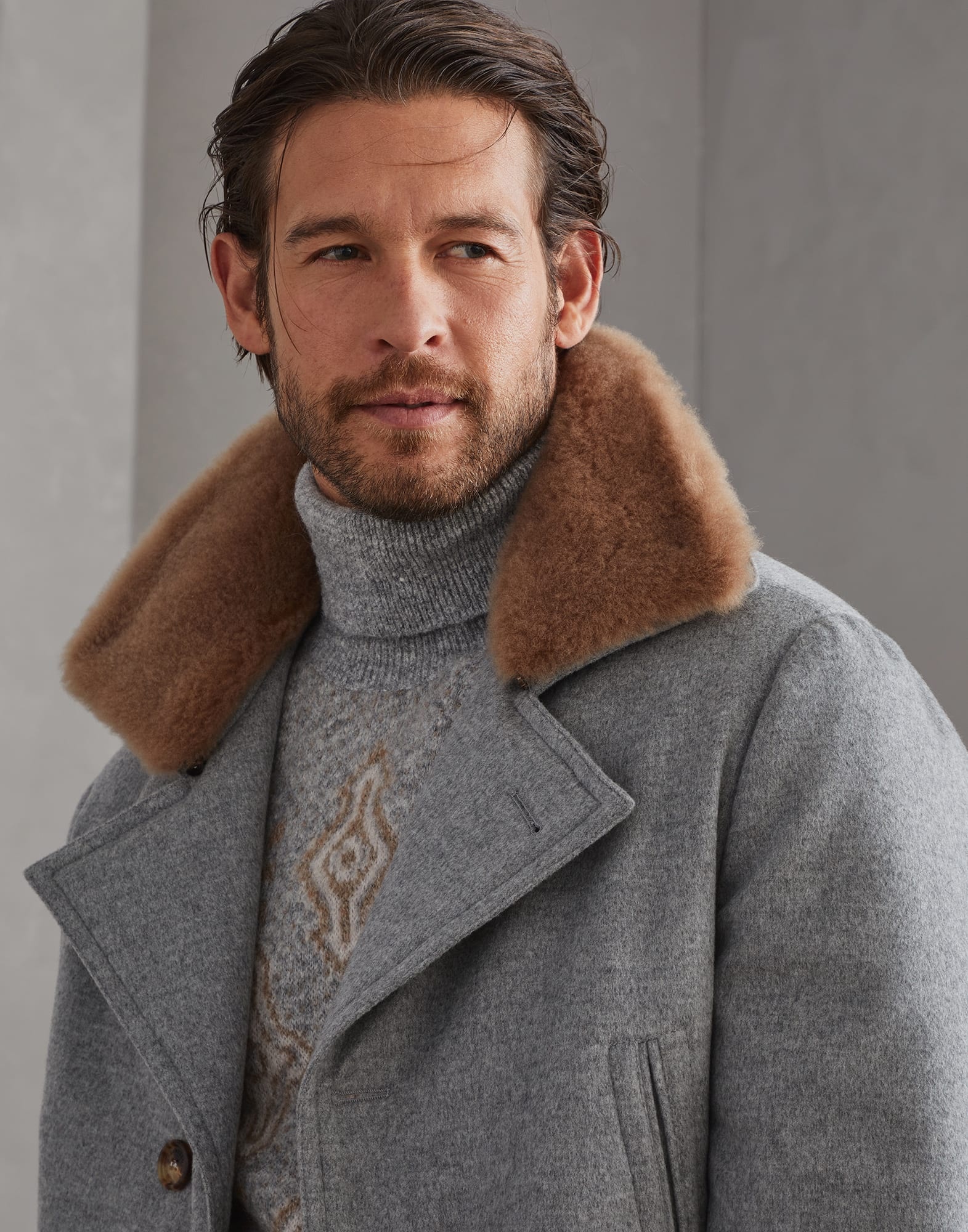 Bonded cashmere beaver cloth coat with Thermore® padding and detachable shearling insert - 3