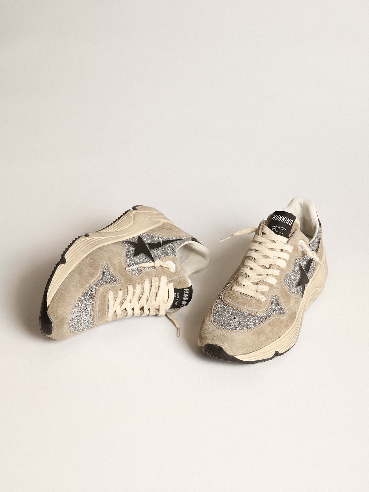 Running Sole sneakers in silver glitter and dove-gray suede with black leather star - 2
