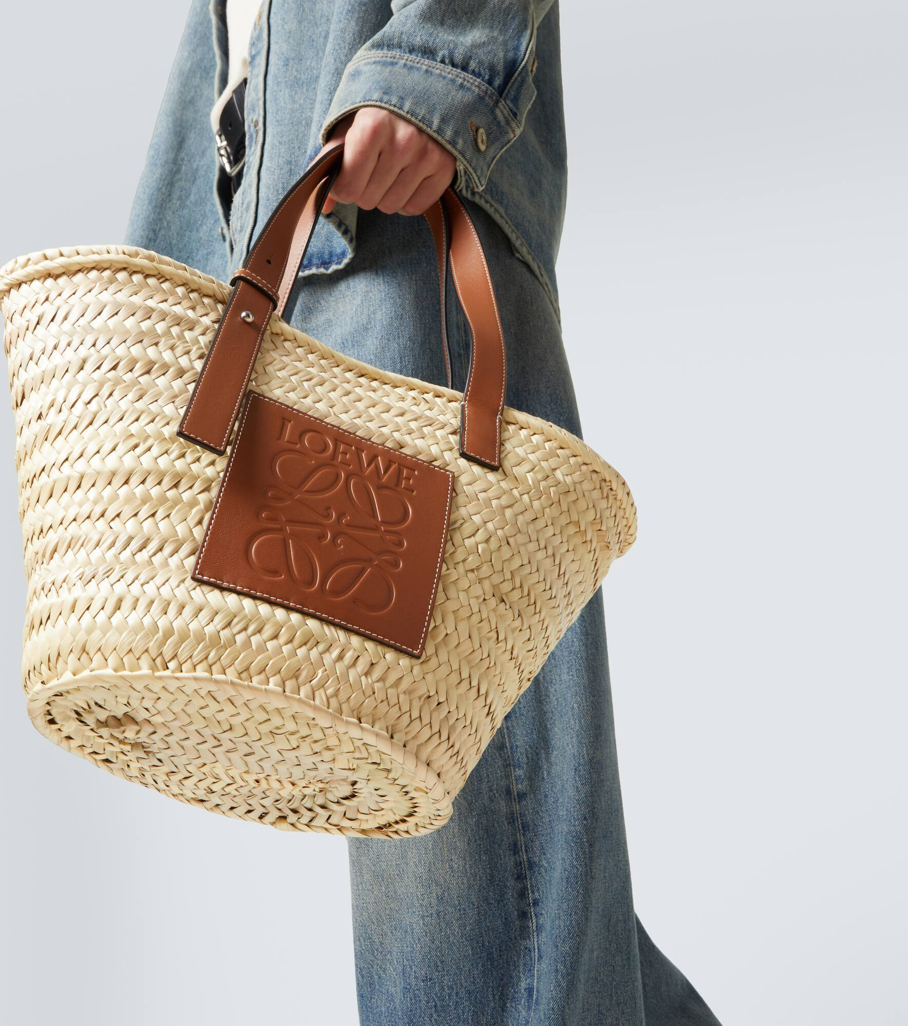 Leather-trimmed basket bag - 3
