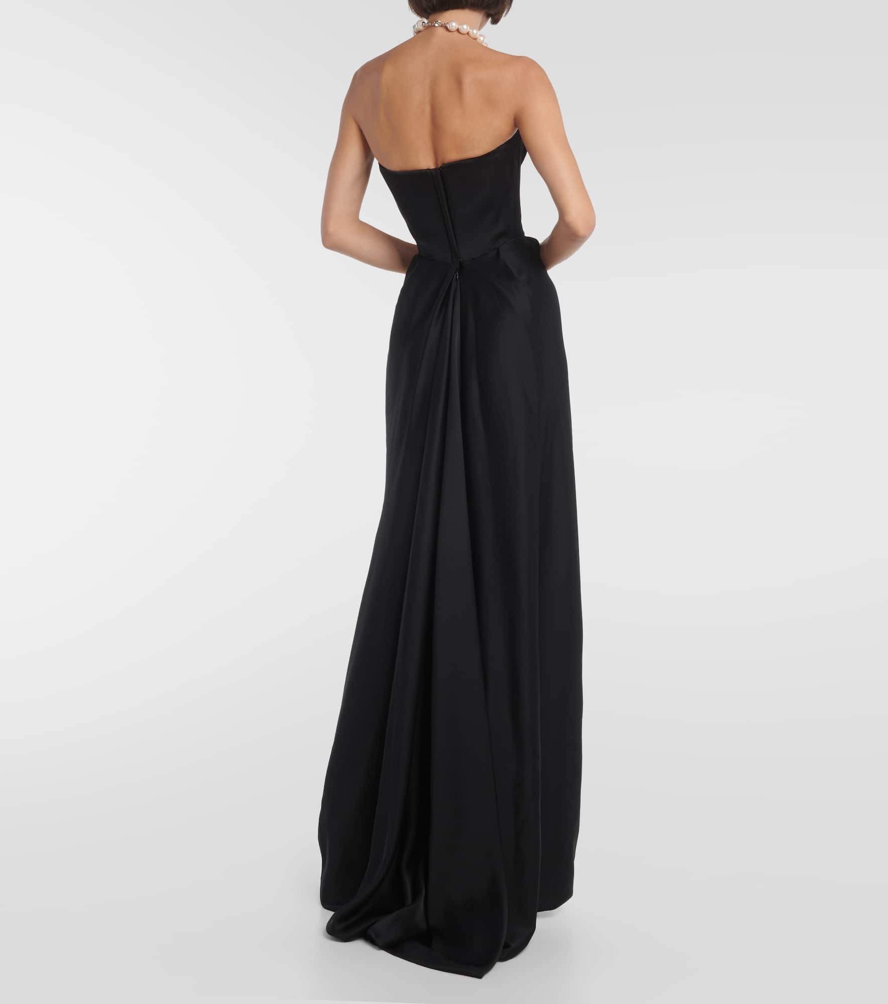 Off-shoulder satin gown - 3