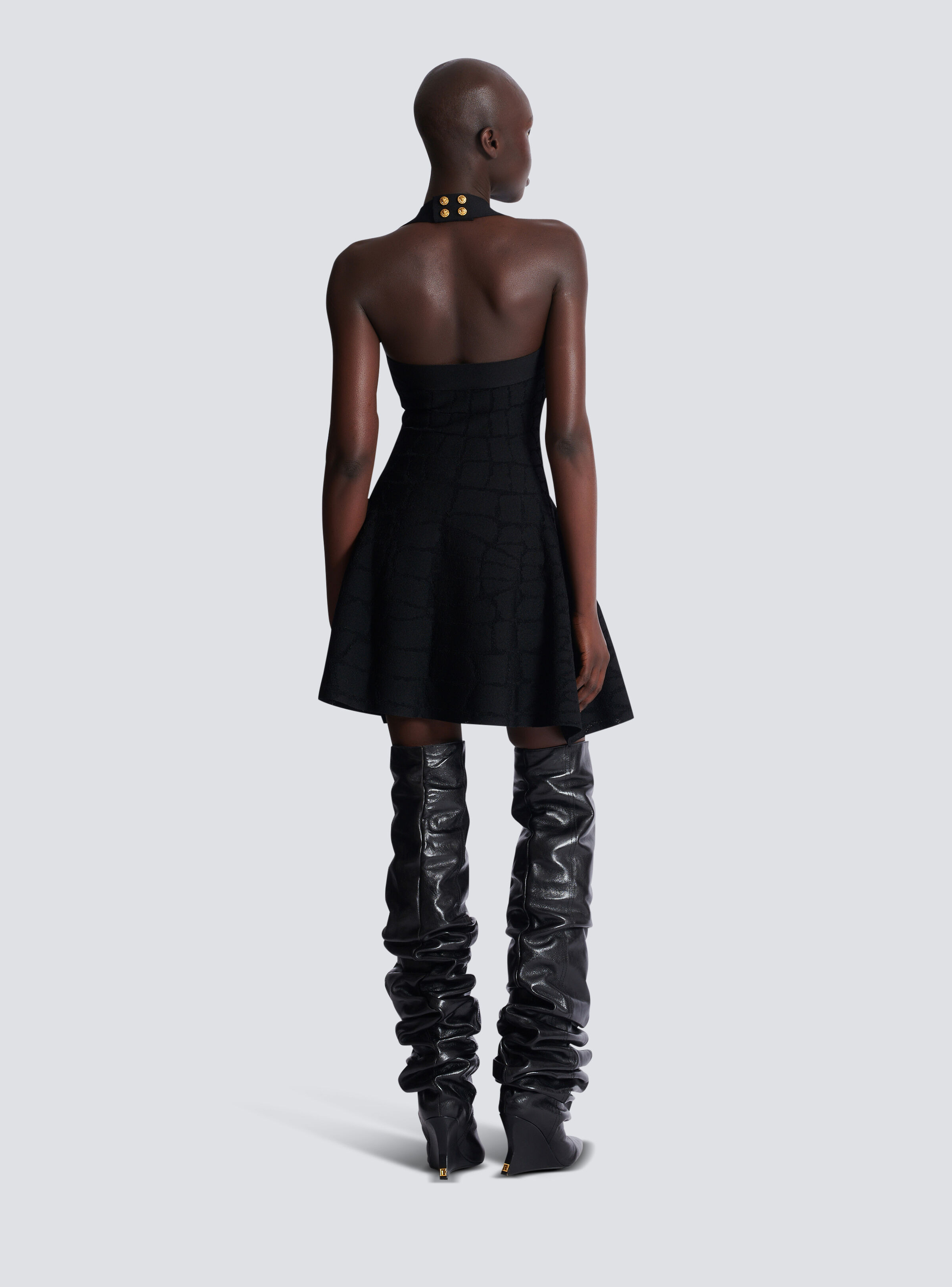 Flared halterneck dress in crocodile knit - 4