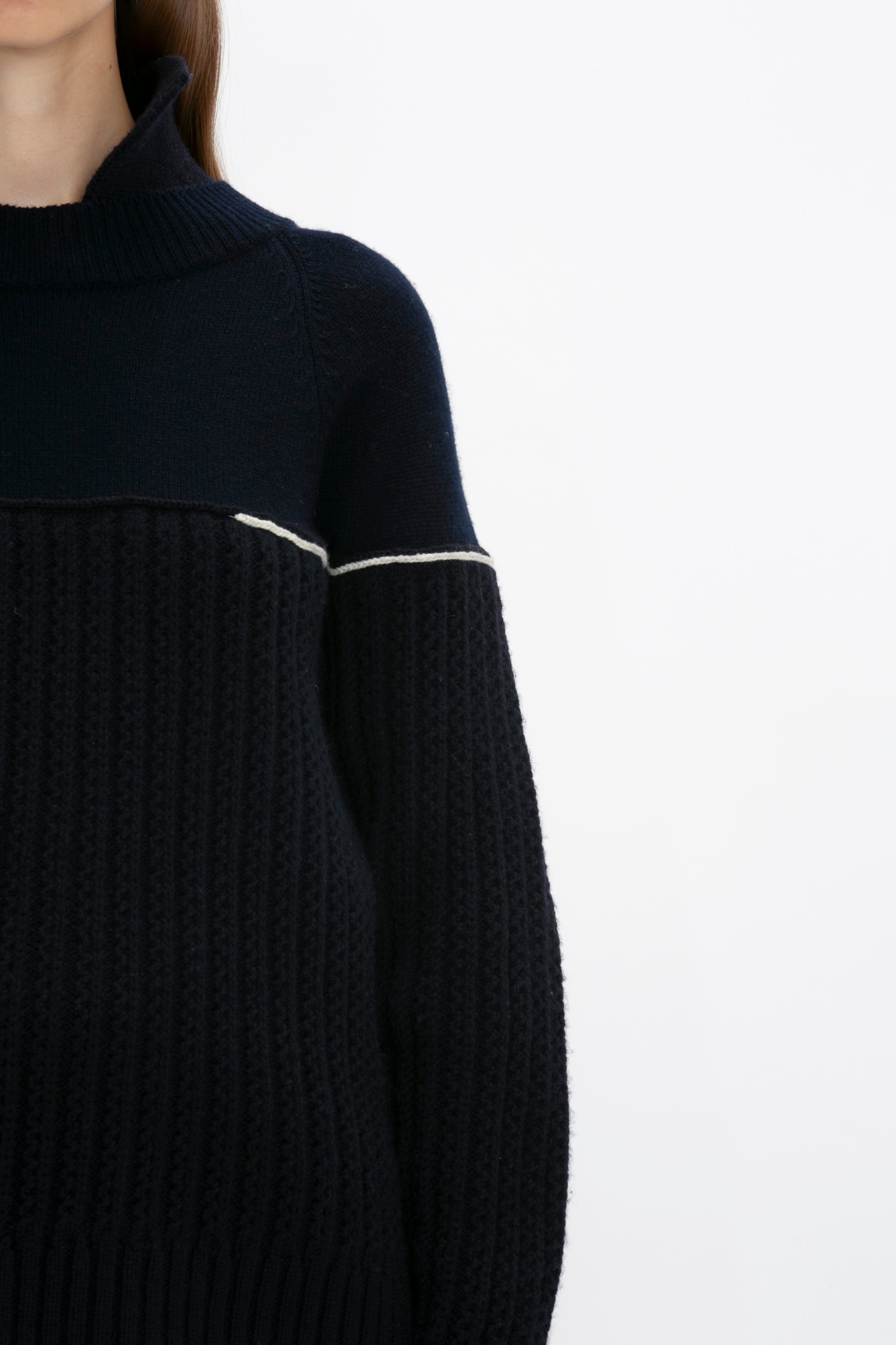 Collar Detail Jumper In Navy - 6