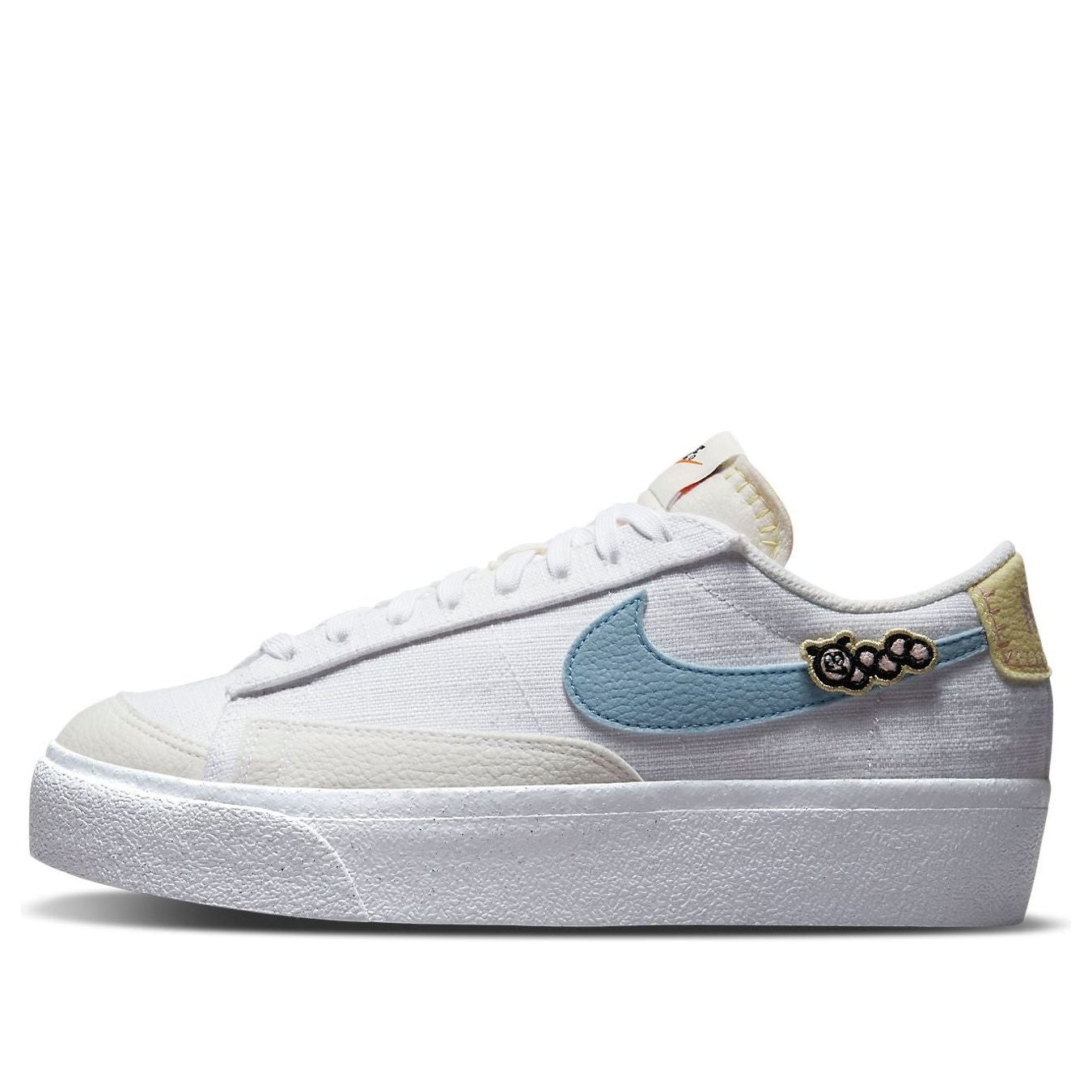 (WMNS) Nike Blazer Low Platform Next Nature 'Air Sprung' DJ6376-100 - 1