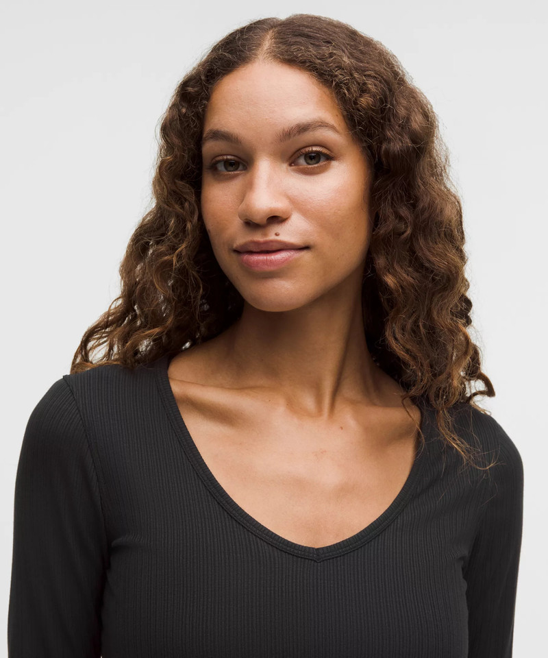 Hold Tight Micro-Rib V-Neck Long-Sleeve Shirt 4