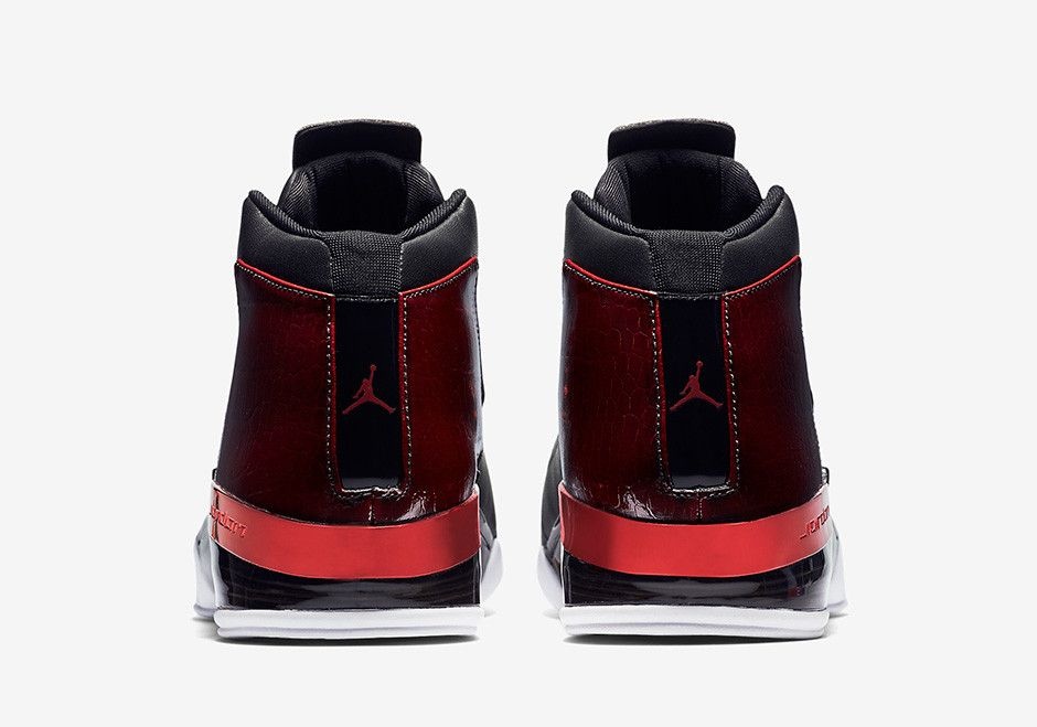 Air Jordan 17+ Retro 'Bulls' - 3