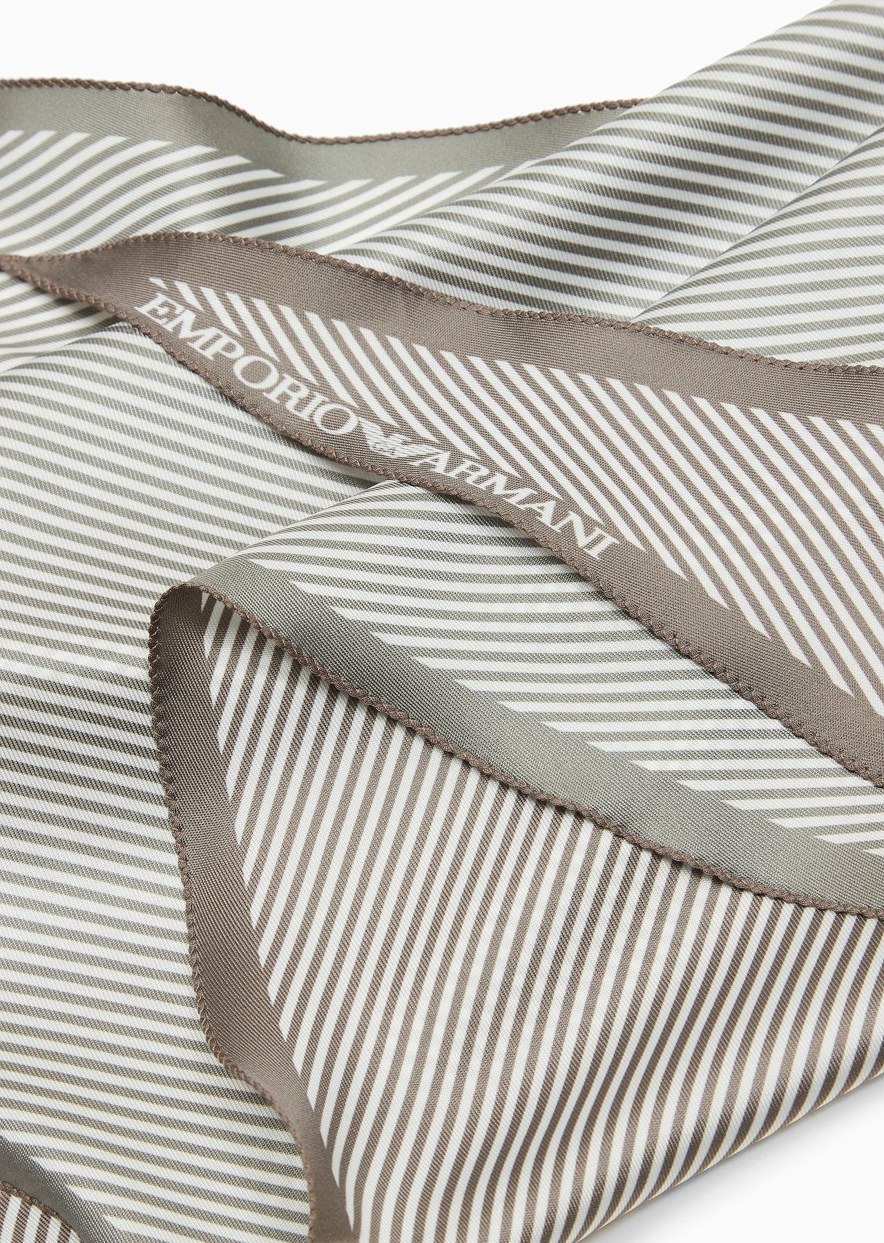 Foulard with all-over print - 3