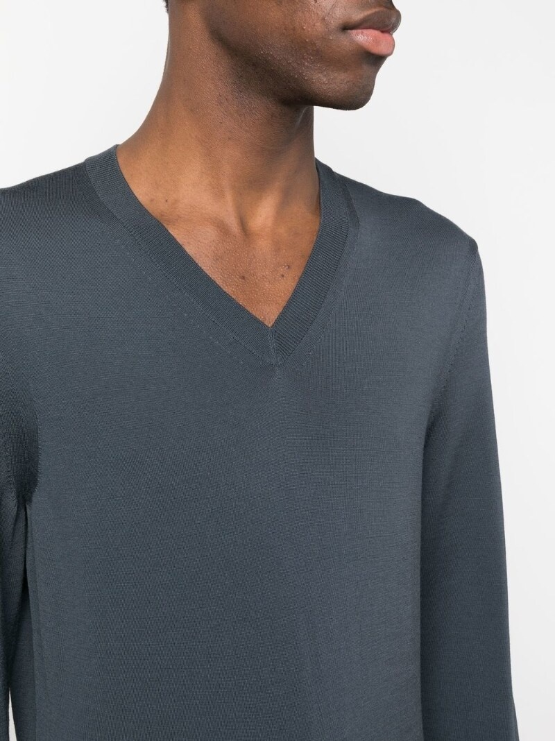 V-neck wool jumper - 5