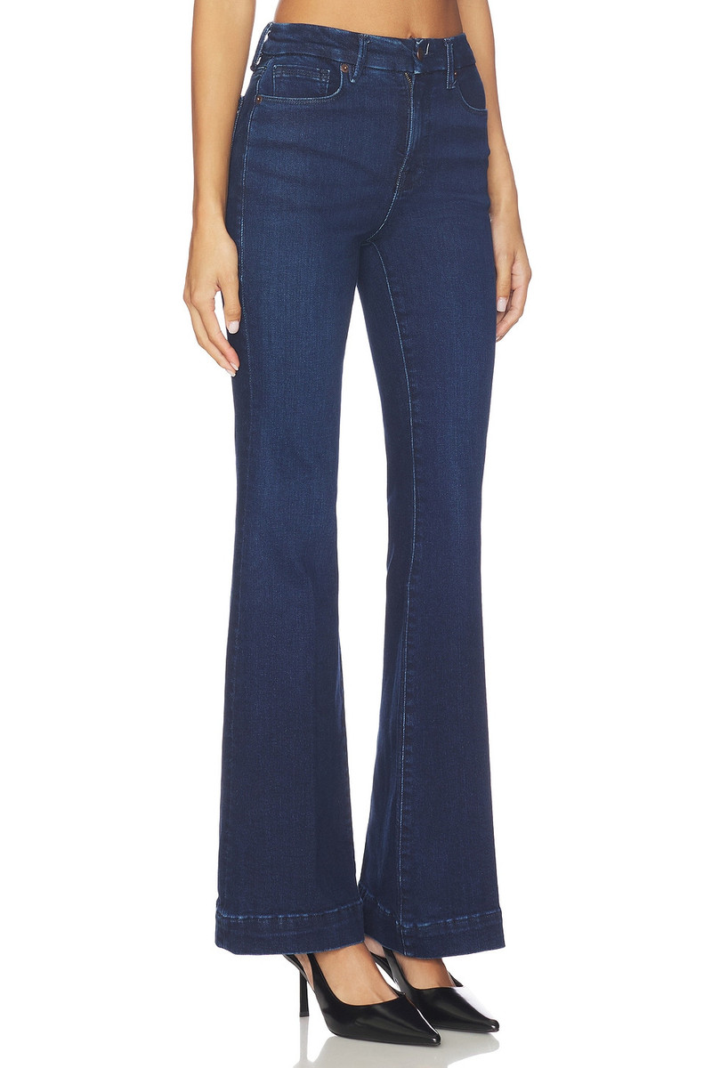 GOOD AMERICAN Good Legs Compression Flare Jeans outlook