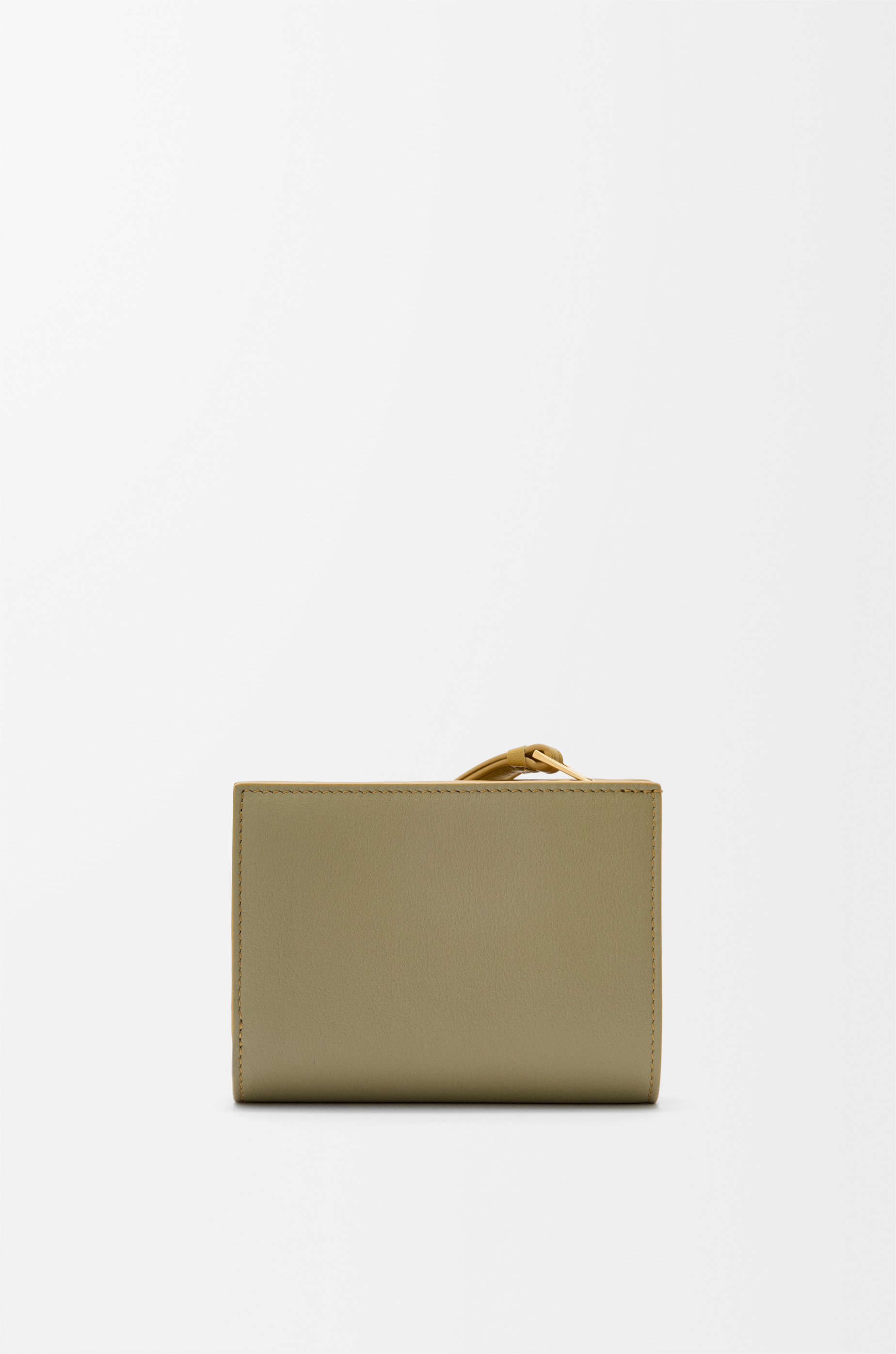 Puzzle compact wallet in classic calfskin - 4