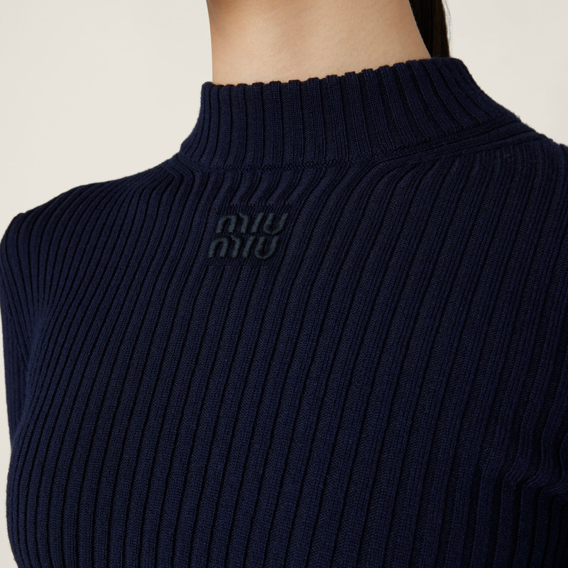 Ribbed knit wool turtleneck sweater 4