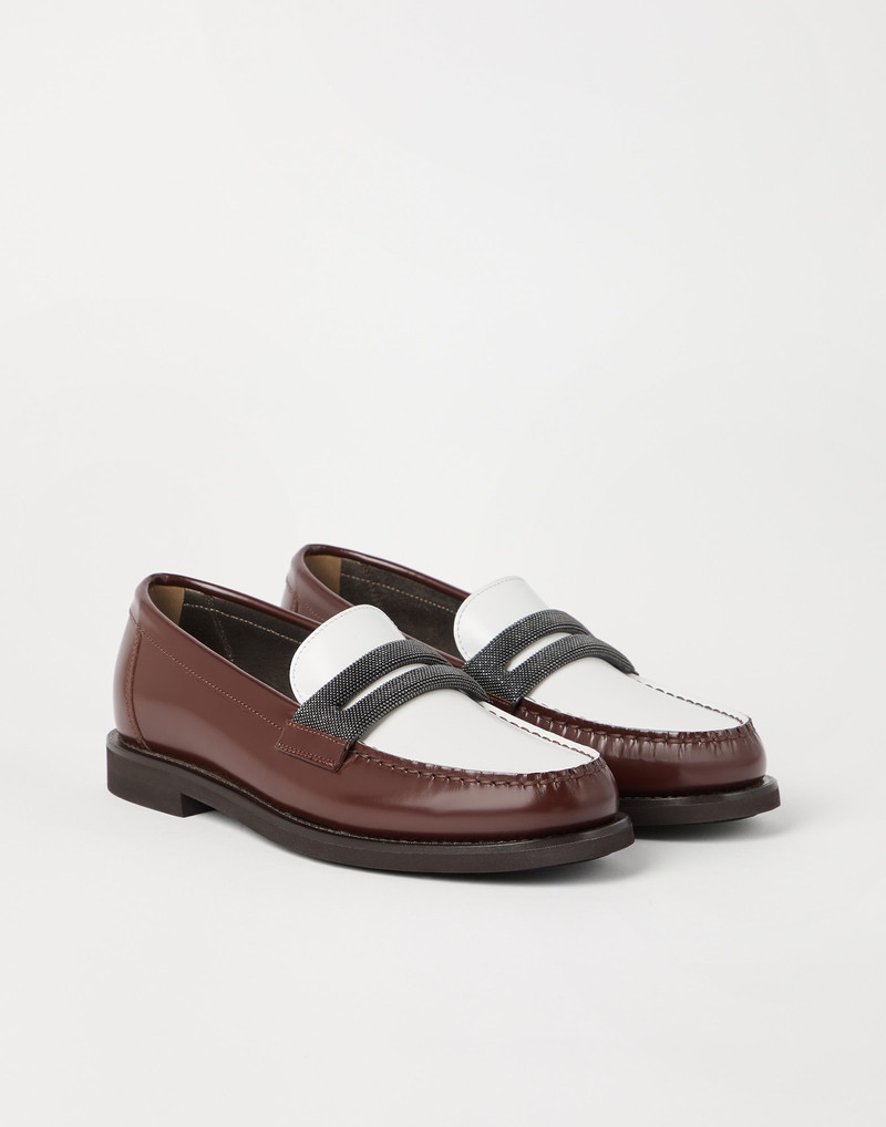 Minimal calfskin penny loafers with precious clamp - 1