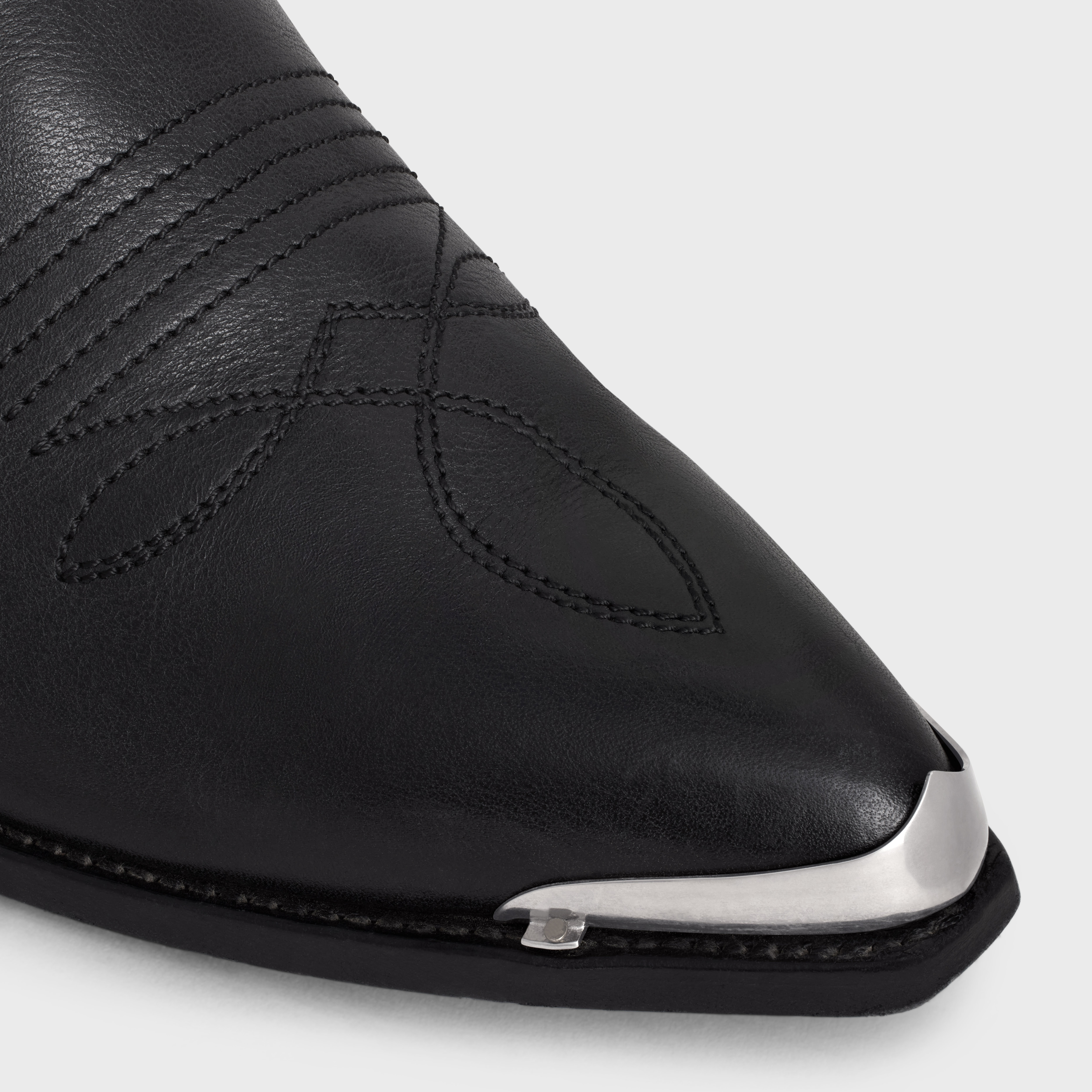 【CELINE】CHELSEA BOOT CRUISER BOOTS IN CALFSKIN CELINE - CRUISER BOOTS CHELSEA BOOT IN CALFSKIN - BLACK | CELINE