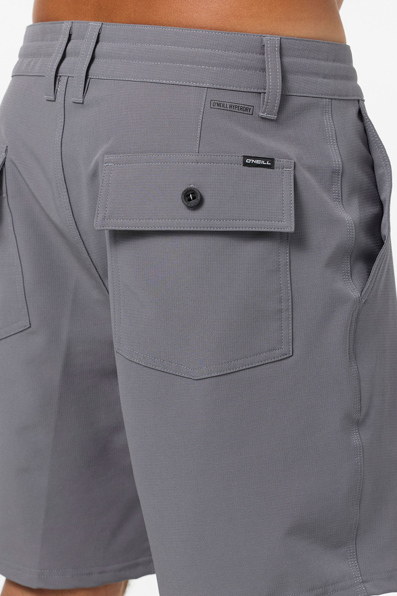 Recon Hybrid 18" Hybrid Shorts 6