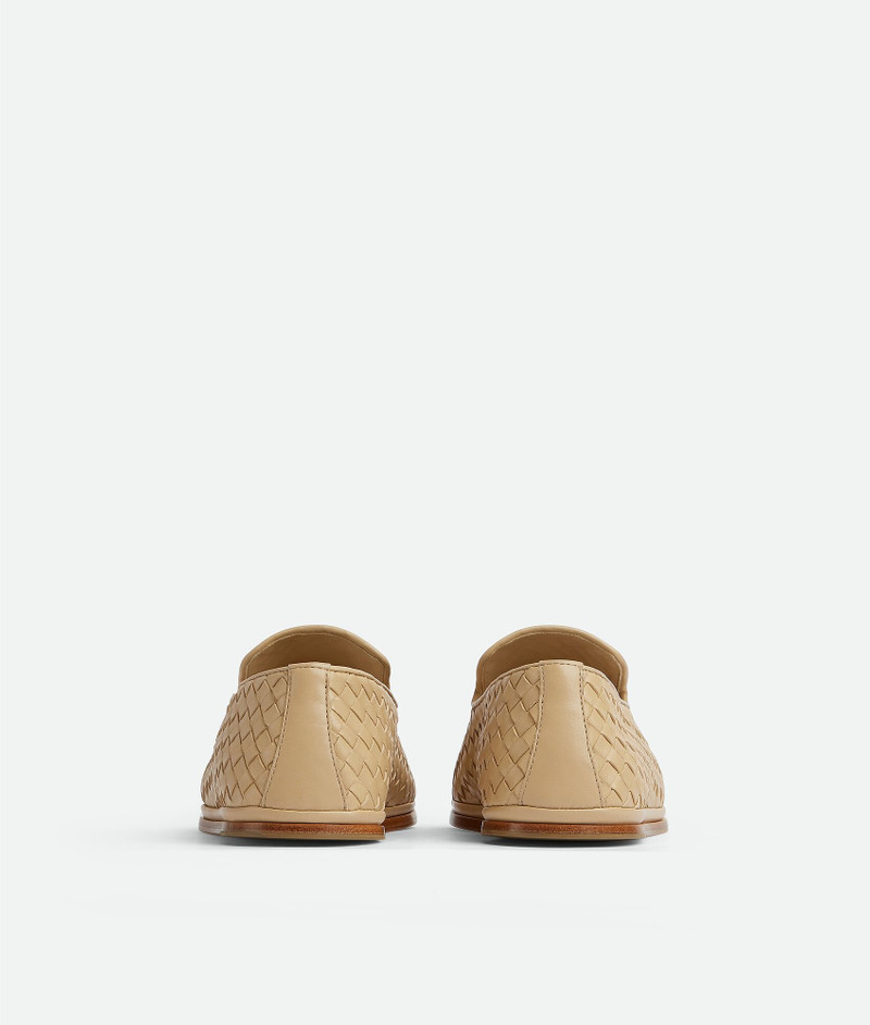 Bottega Veneta slipper outlook