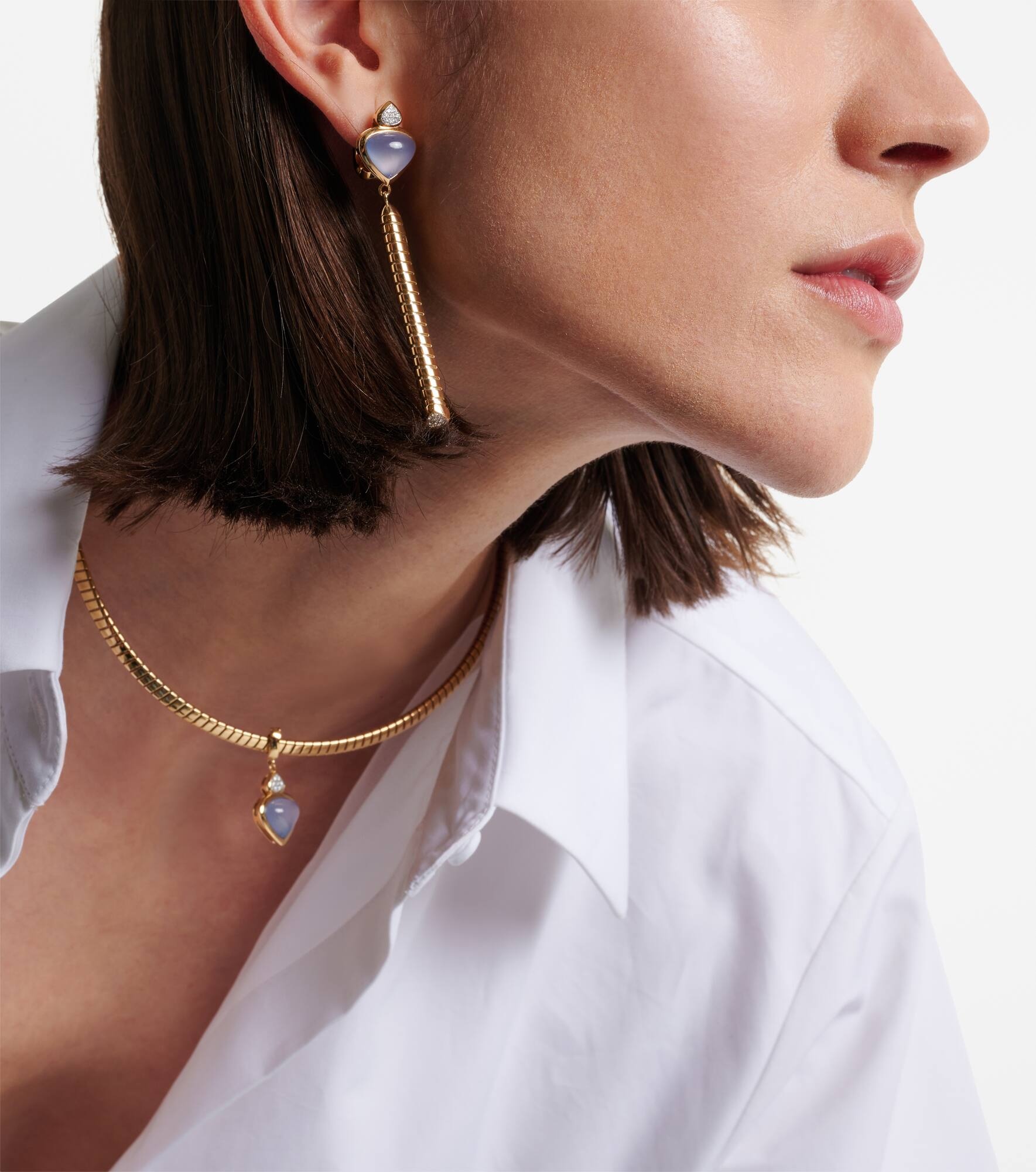 Trisolina 18kt gold drop earrings with chalcedony and diamonds - 3