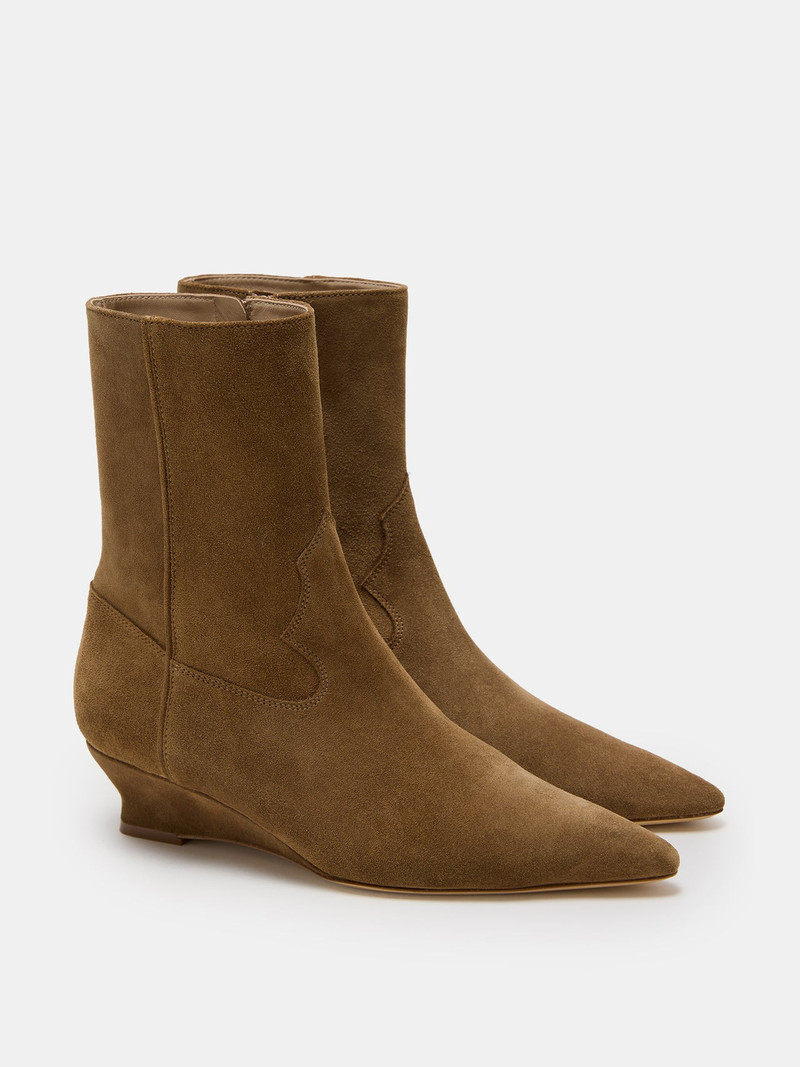 LE MONDE BÉRYL Camille Boot / Taupe Suede outlook