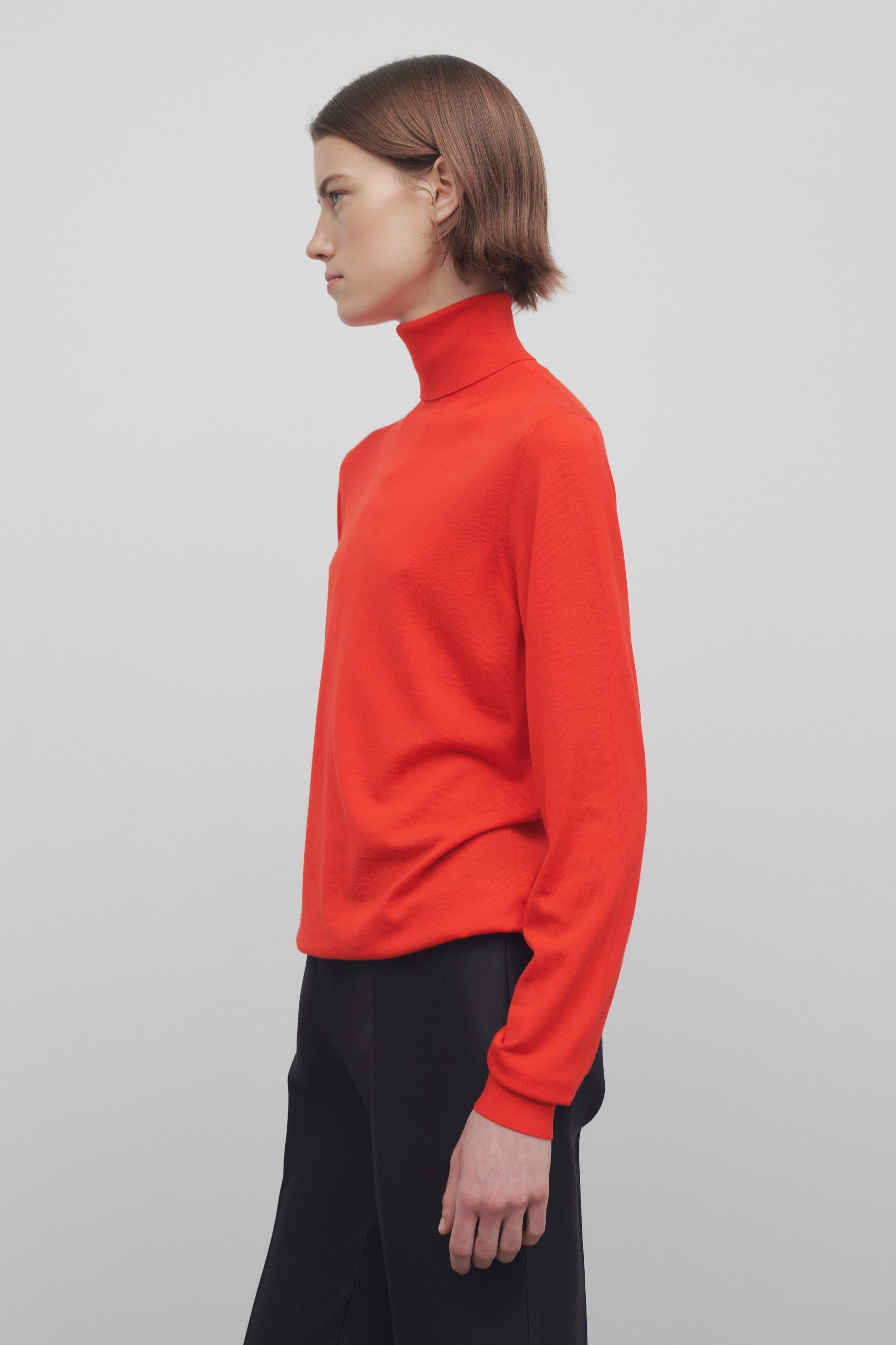 Heva Turtleneck in Wool - 4