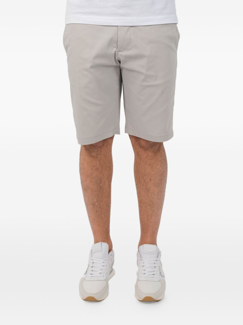 side-pockets shorts 1