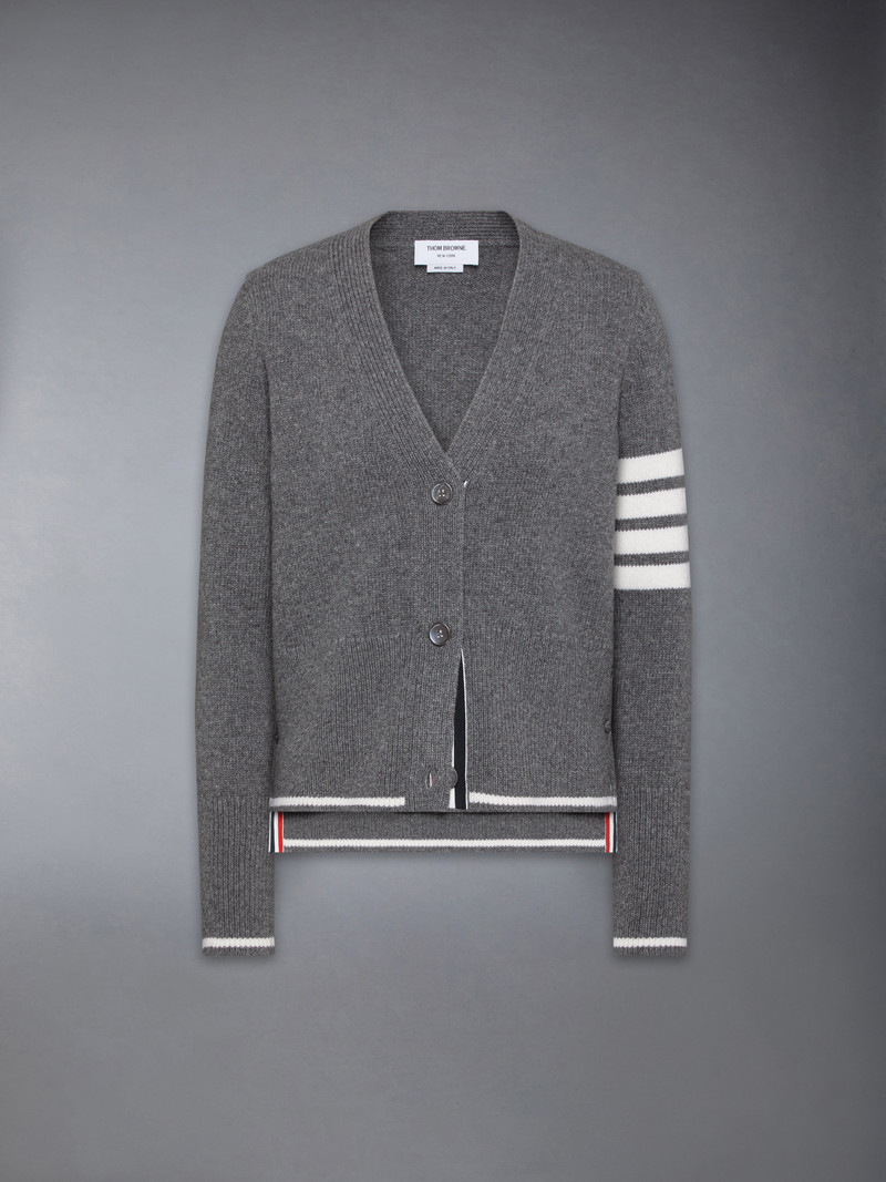 FINE MERINO INTARSIA GEESE 4-BAR V NECK CARDIGAN 1