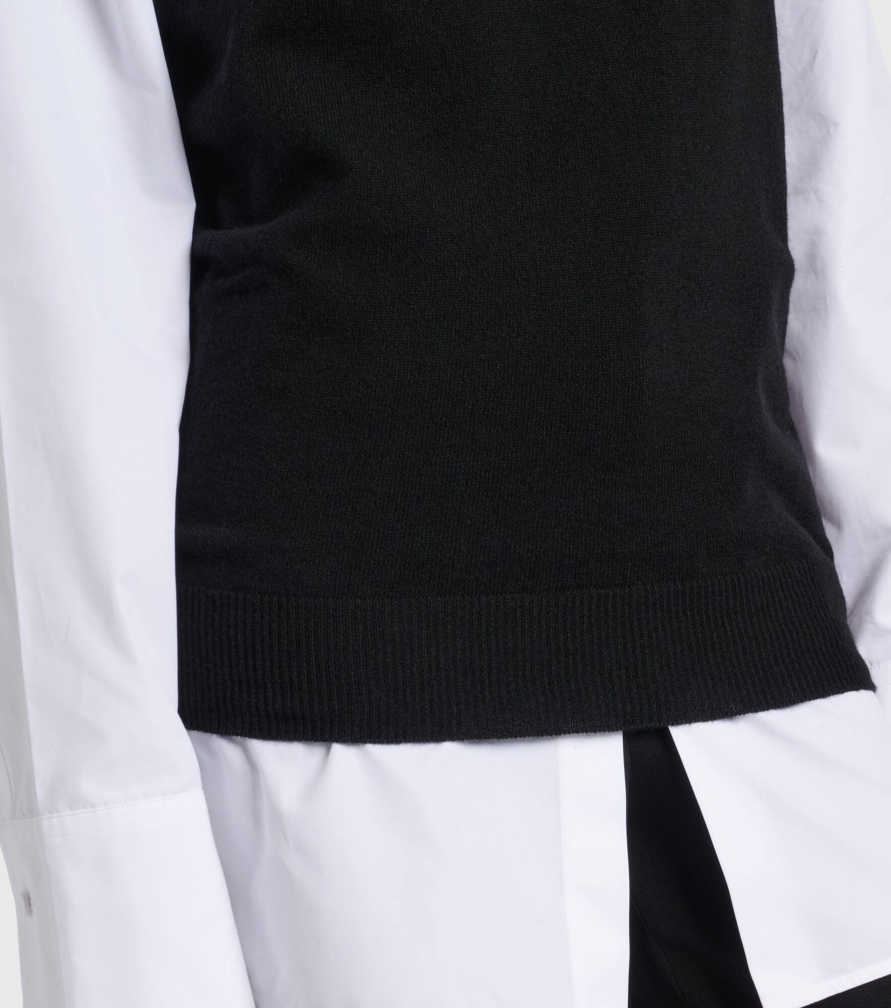 Cashmere sweater vest - 5