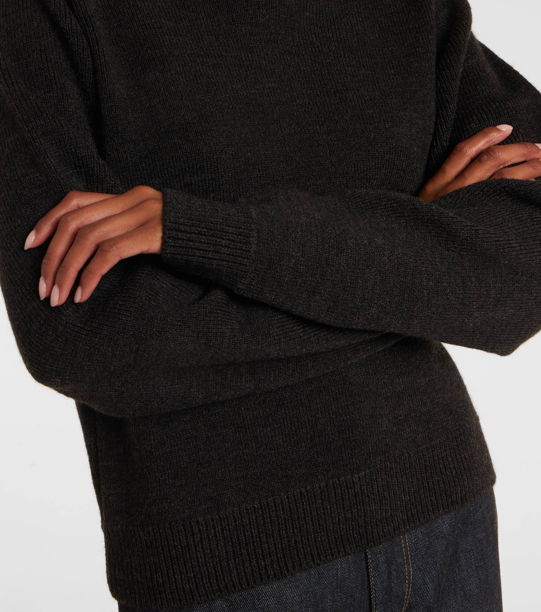 Hooded sweater - 5