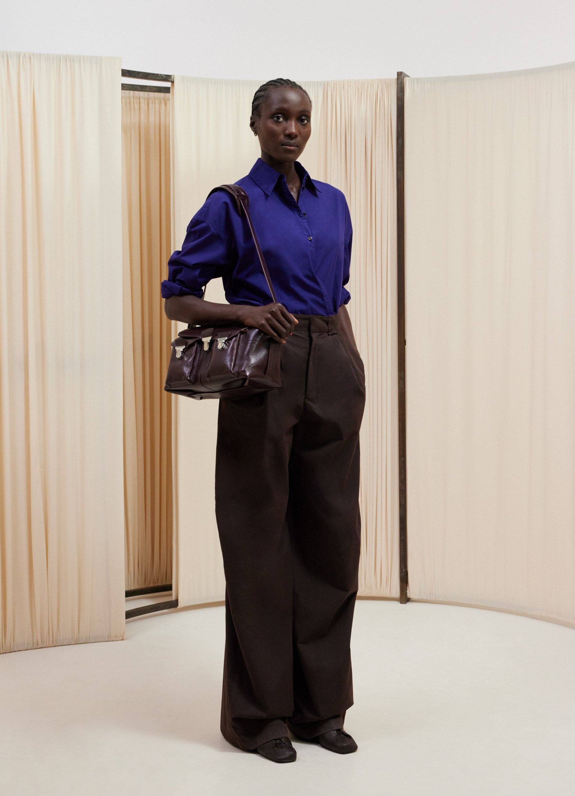 STRAIGHT COLLAR TWISTED SHIRT - 3