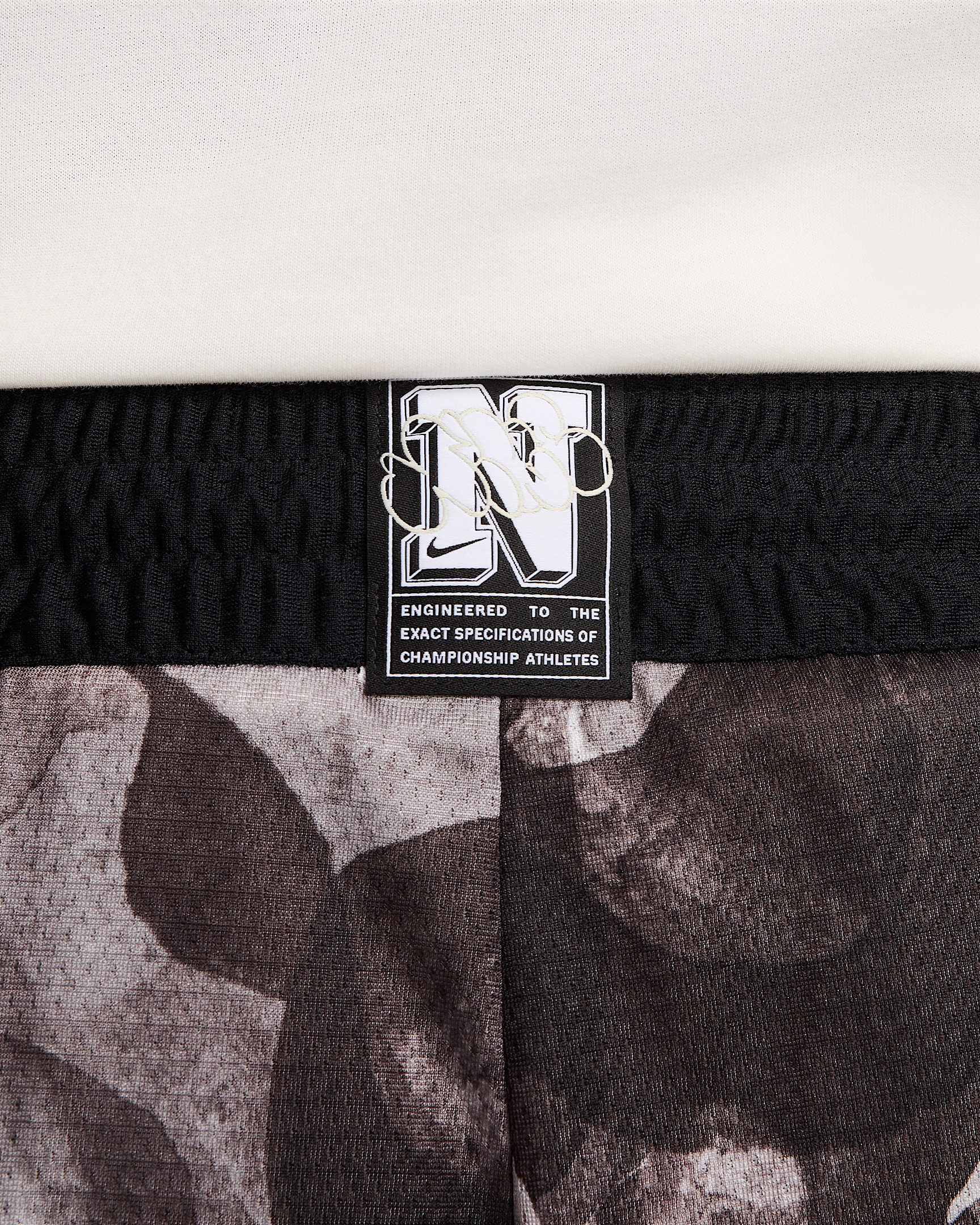 Nike DNA Men's Dri-FIT 6" Basketball Shorts - 8