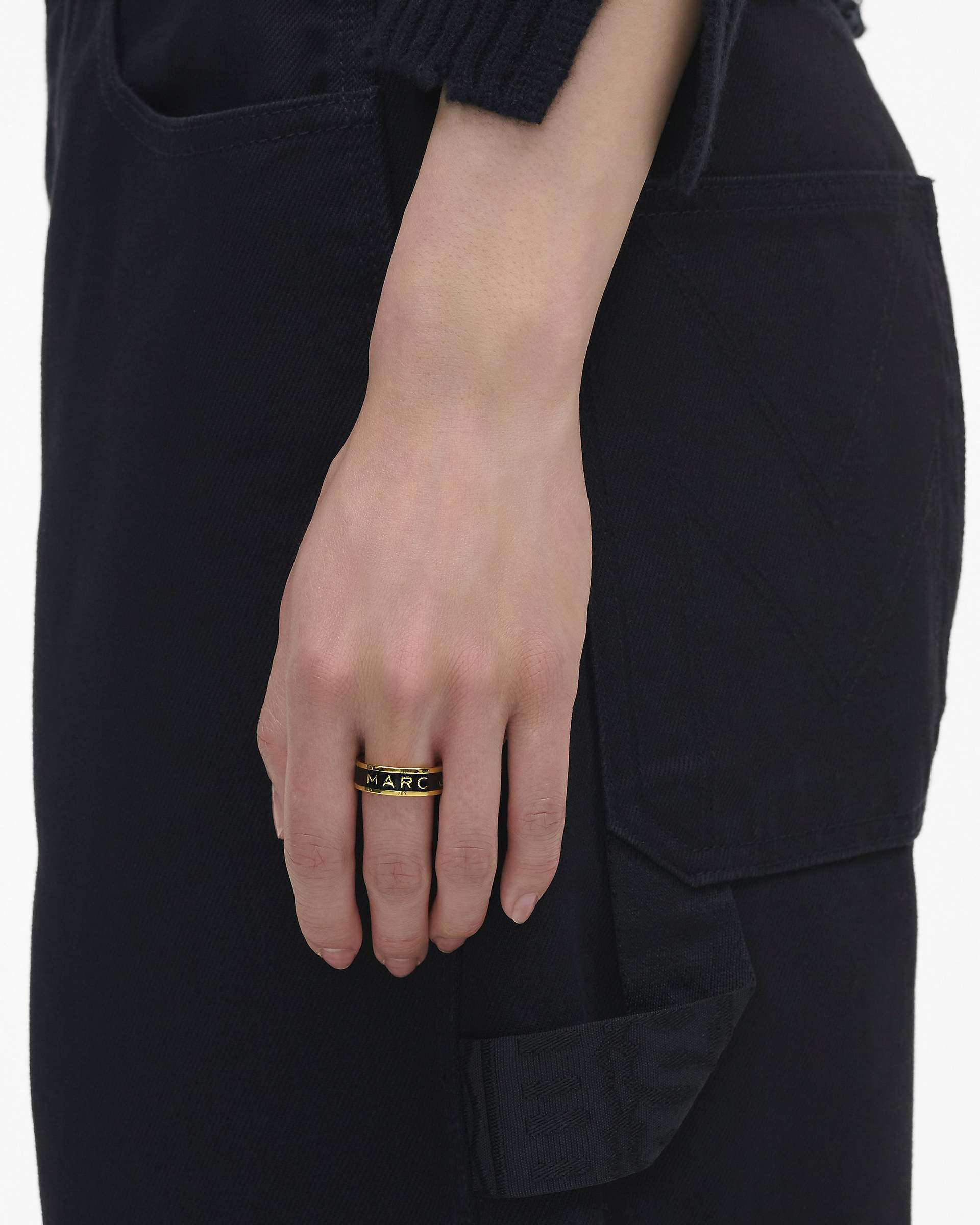 THE MARC JACOBS ENAMEL RING - 2