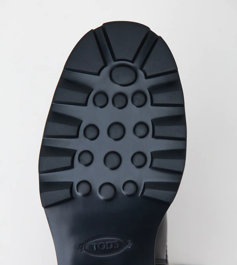 BOOTS IN LEATHER - BLACK 5