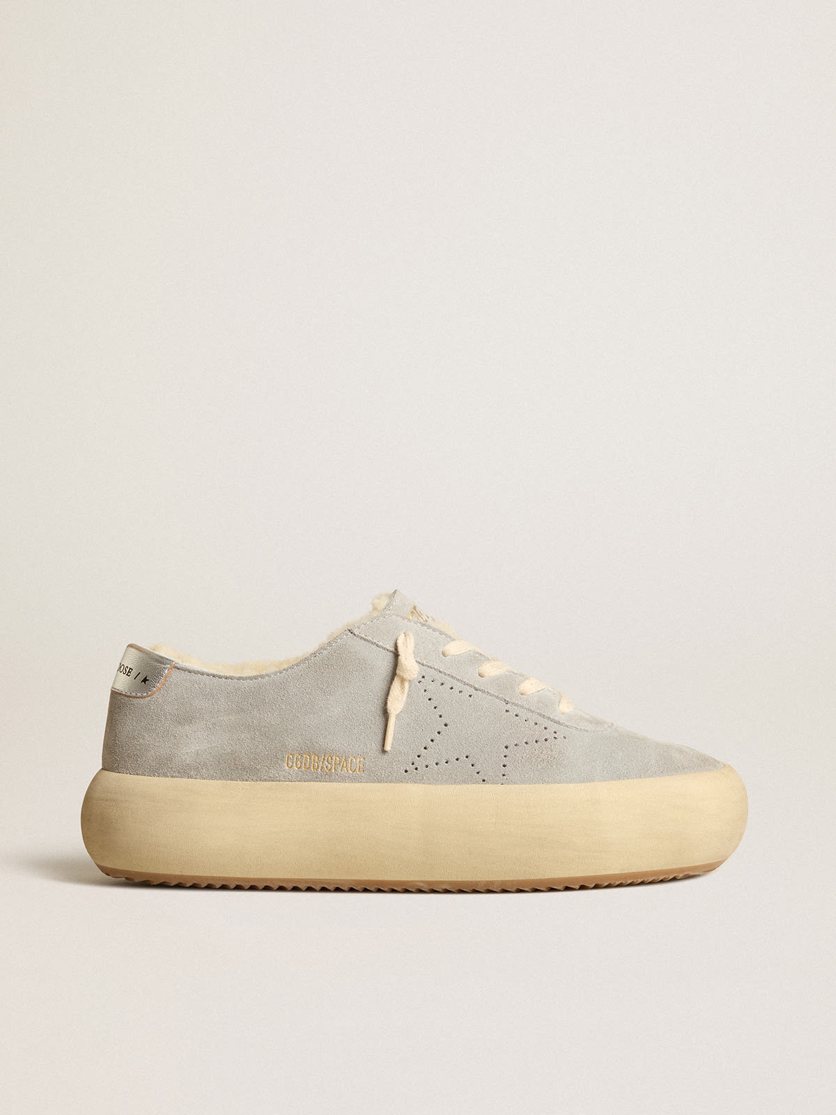 Women’s Space-Star shoes in ice-gray suede with shearling lining - 1