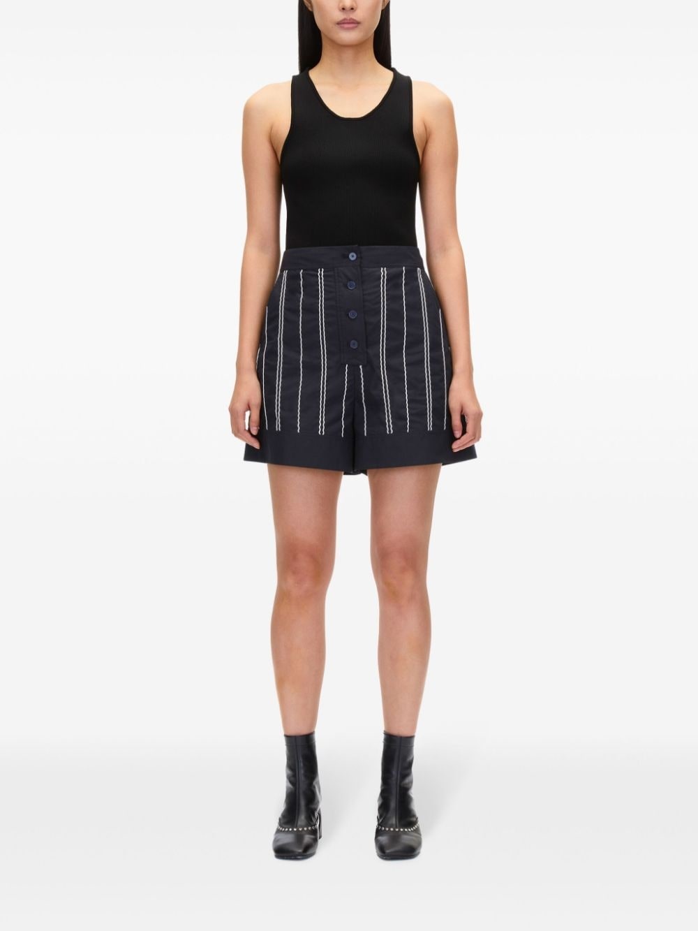 wave-stitching thigh-length shorts - 2