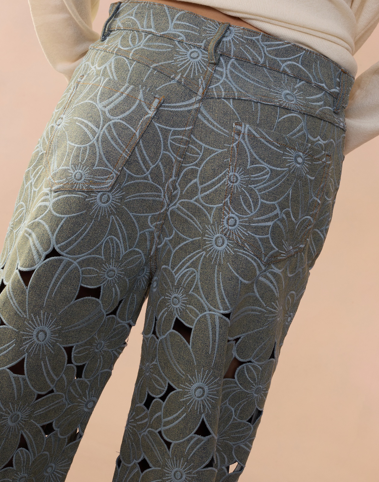 Flora Cutout Jeans - 8