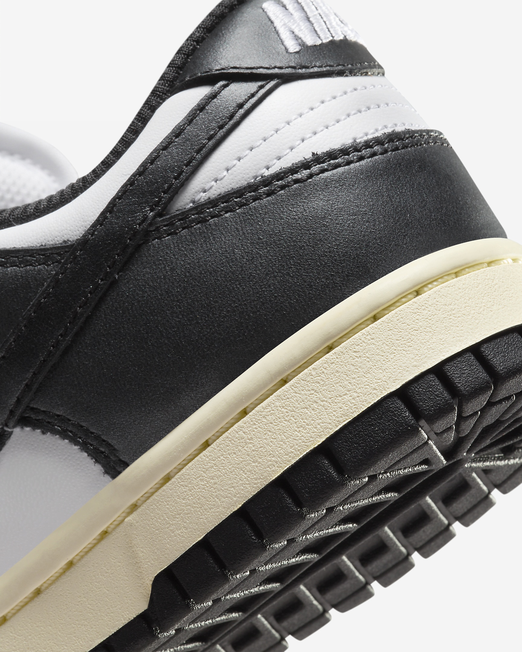 Nike Dunk Low Premium Women's Shoes - 8