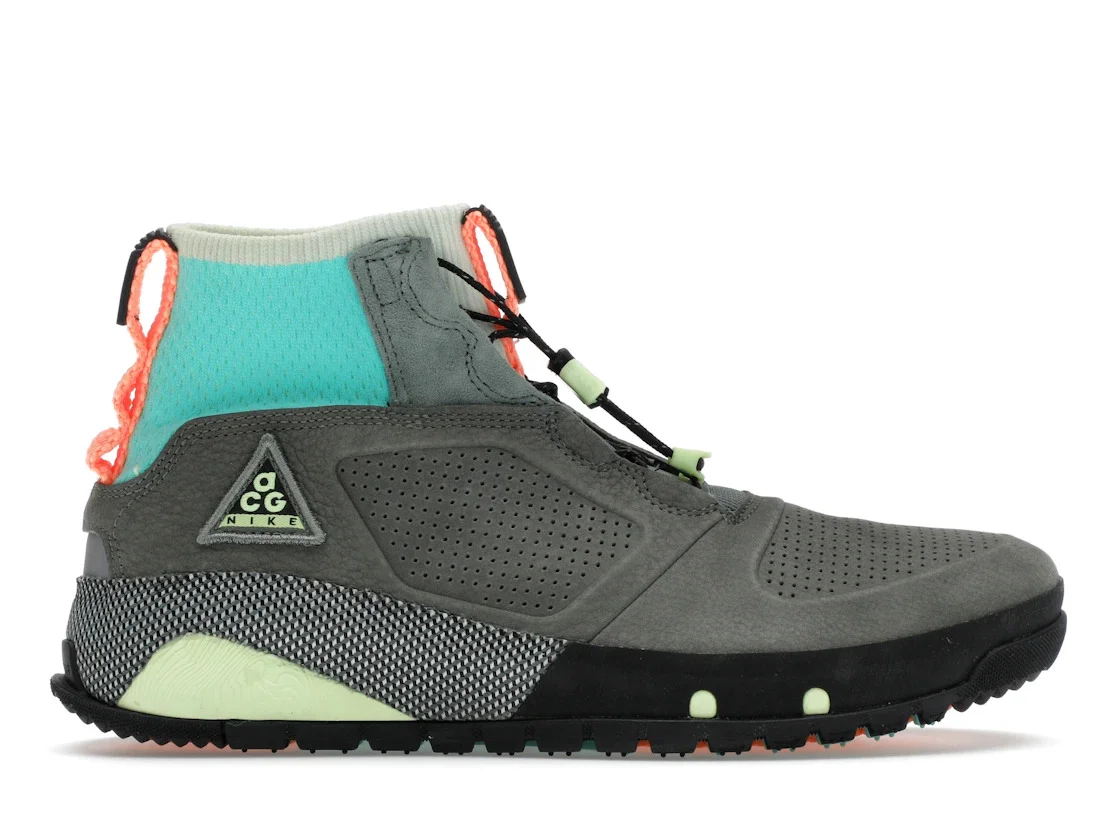 Nike ACG Ruckel Ridge Clay Green - 1